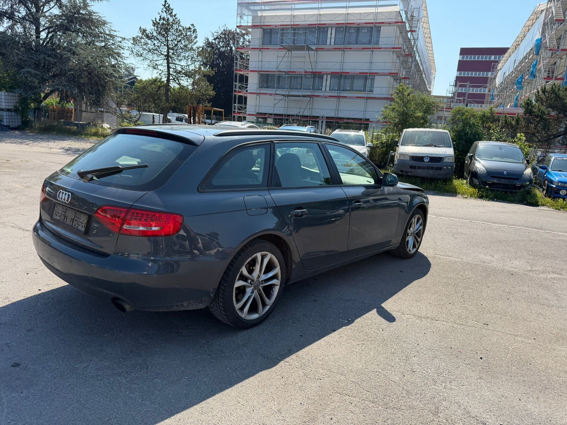 AUDI A4 Avant 2.0 TFSI quattro S-tronic-image-3