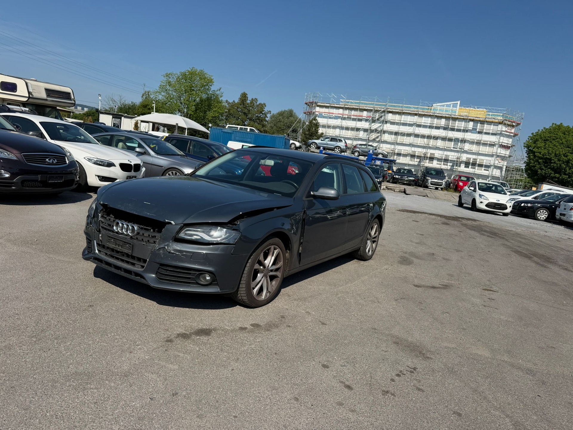AUDI A4 Avant 2.0 TFSI quattro S-tronic-image-2