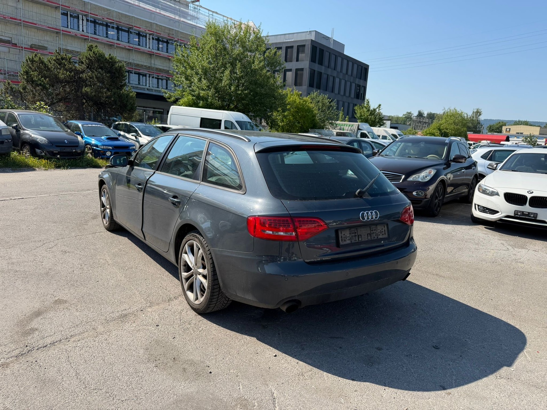 AUDI A4 Avant 2.0 TFSI quattro S-tronic-image-9