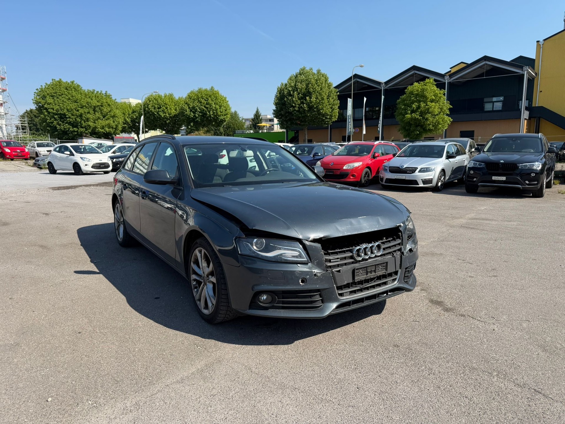 AUDI A4 Avant 2.0 TFSI quattro S-tronic-image-8