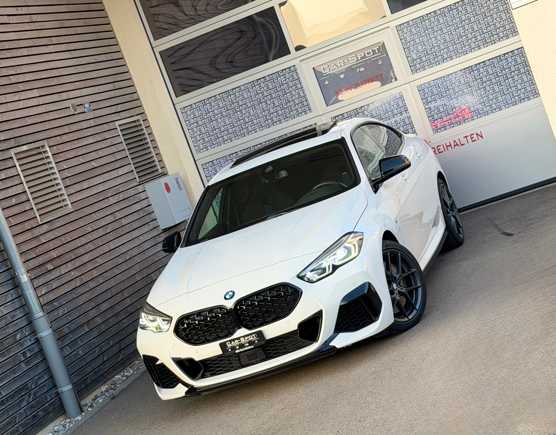 BMW M235i Gran Coupé xDrive Steptronic-image-0