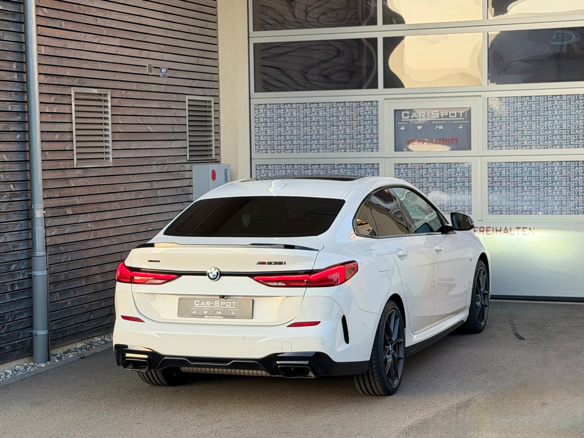 BMW M235i Gran Coupé xDrive Steptronic-image-3