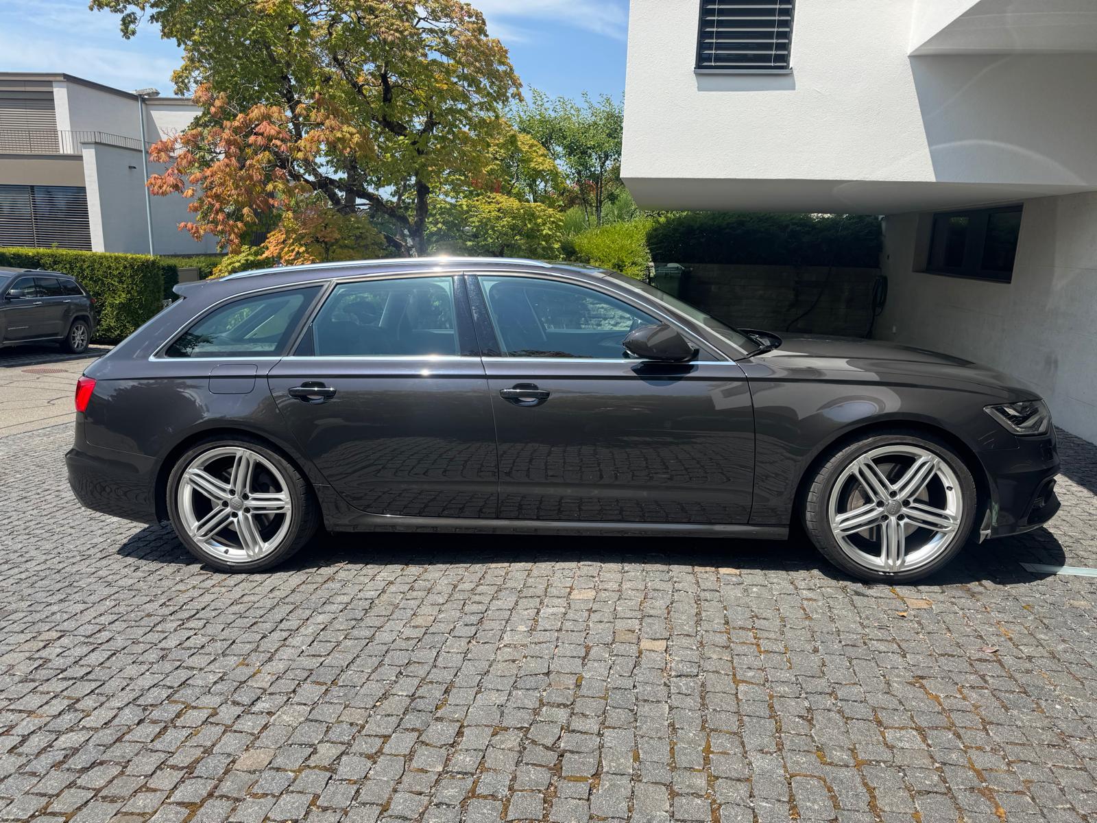 AUDI 3.0 V6 TDI 313 quattro-image-4