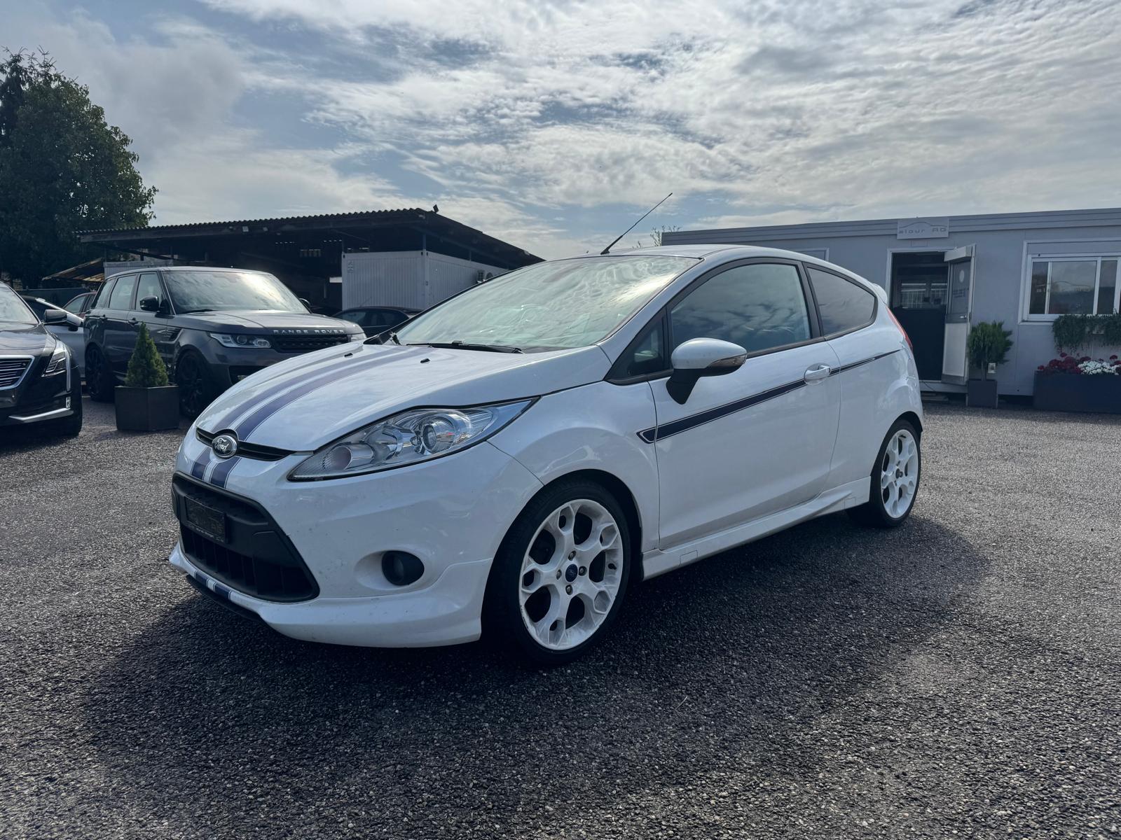 FORD Fiesta 1.6 16V Sport+-image-1