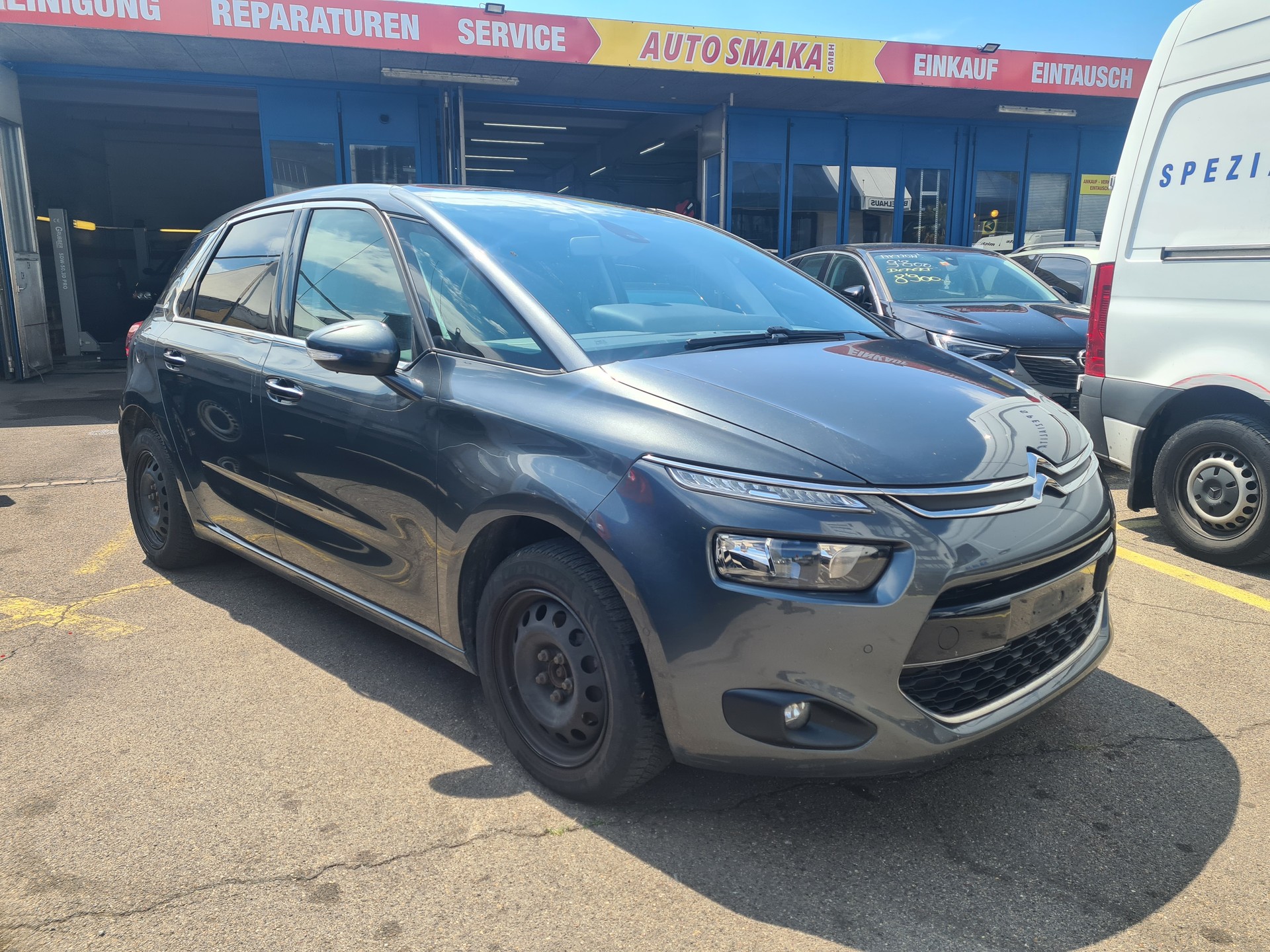 CITROEN Grand C4 Picasso 1.2 Pure Tech Attraction