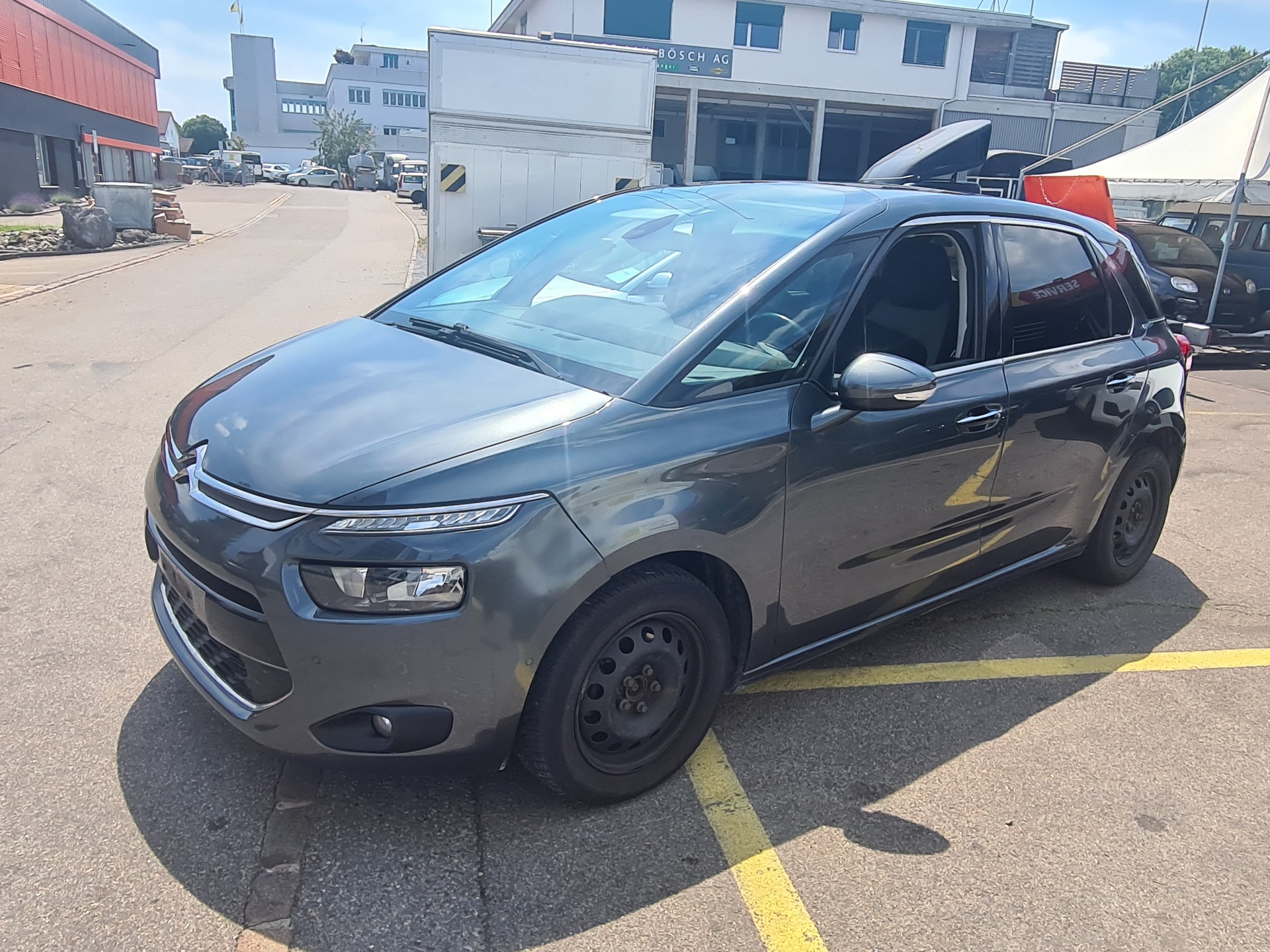 CITROEN Grand C4 Picasso 1.2 Pure Tech Attraction-image-3