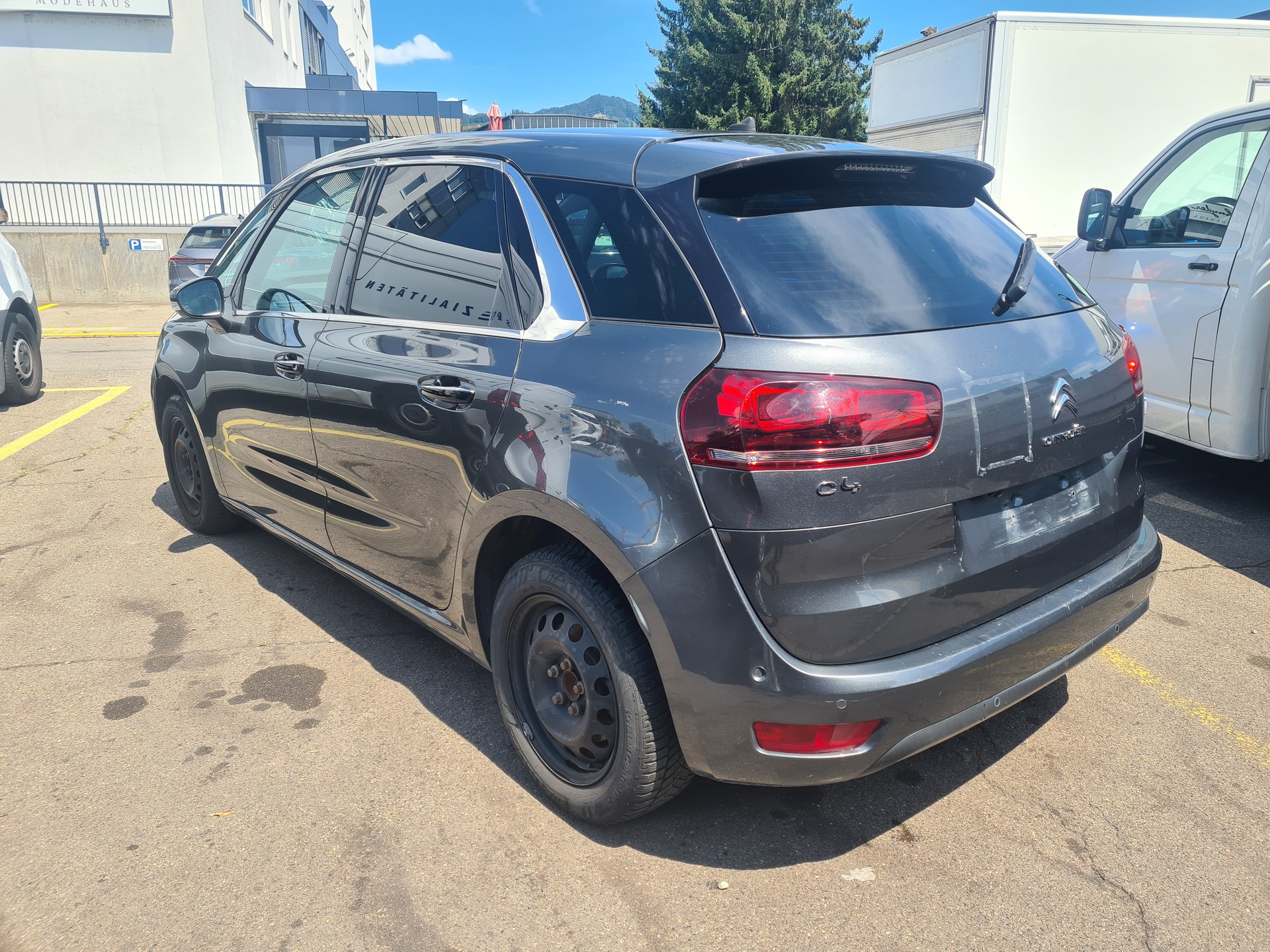 CITROEN Grand C4 Picasso 1.2 Pure Tech Attraction-showroom-element-3
