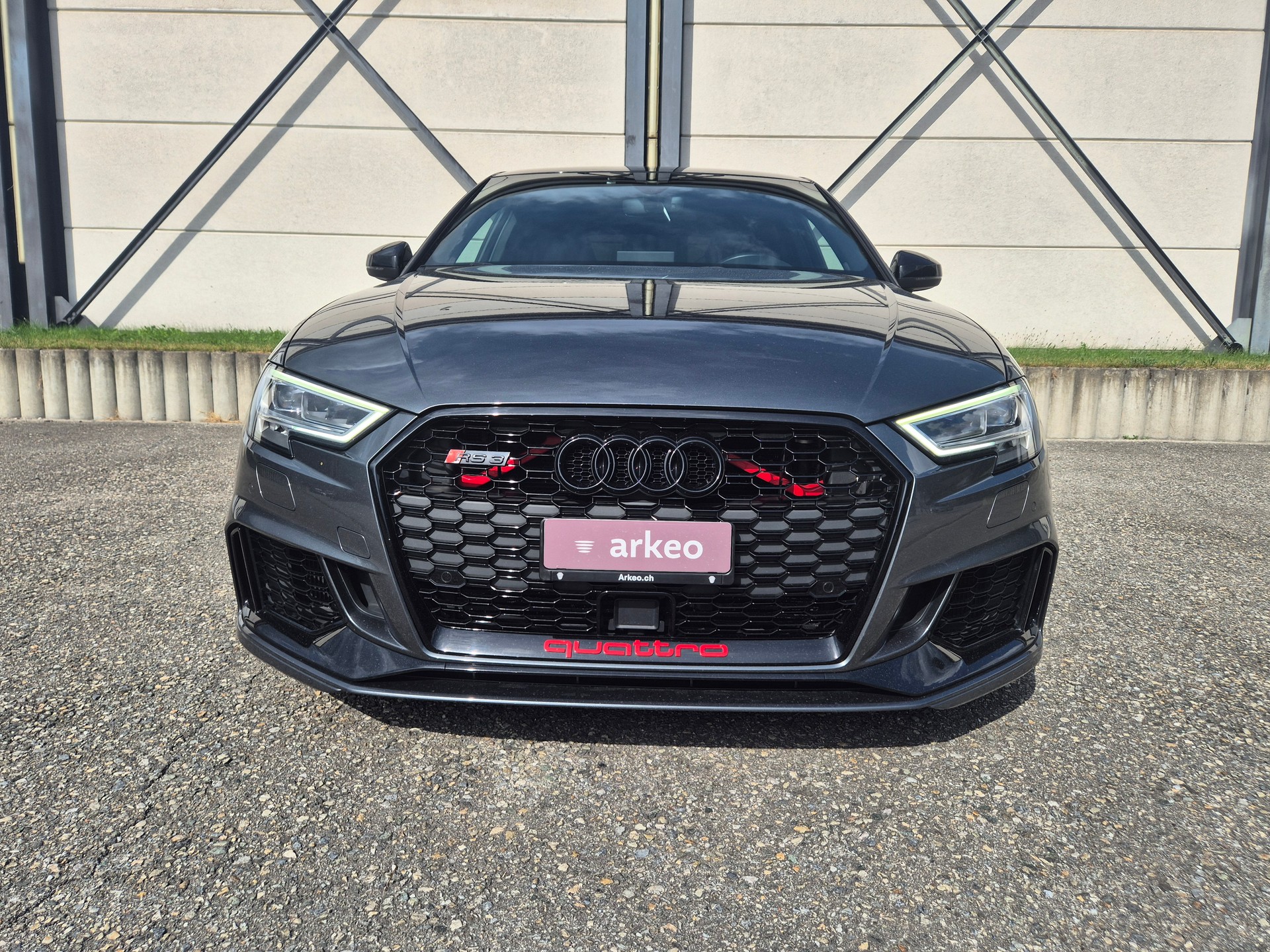 AUDI RS3 Sportback 2.5 TSI quattro S-tronic-image-1