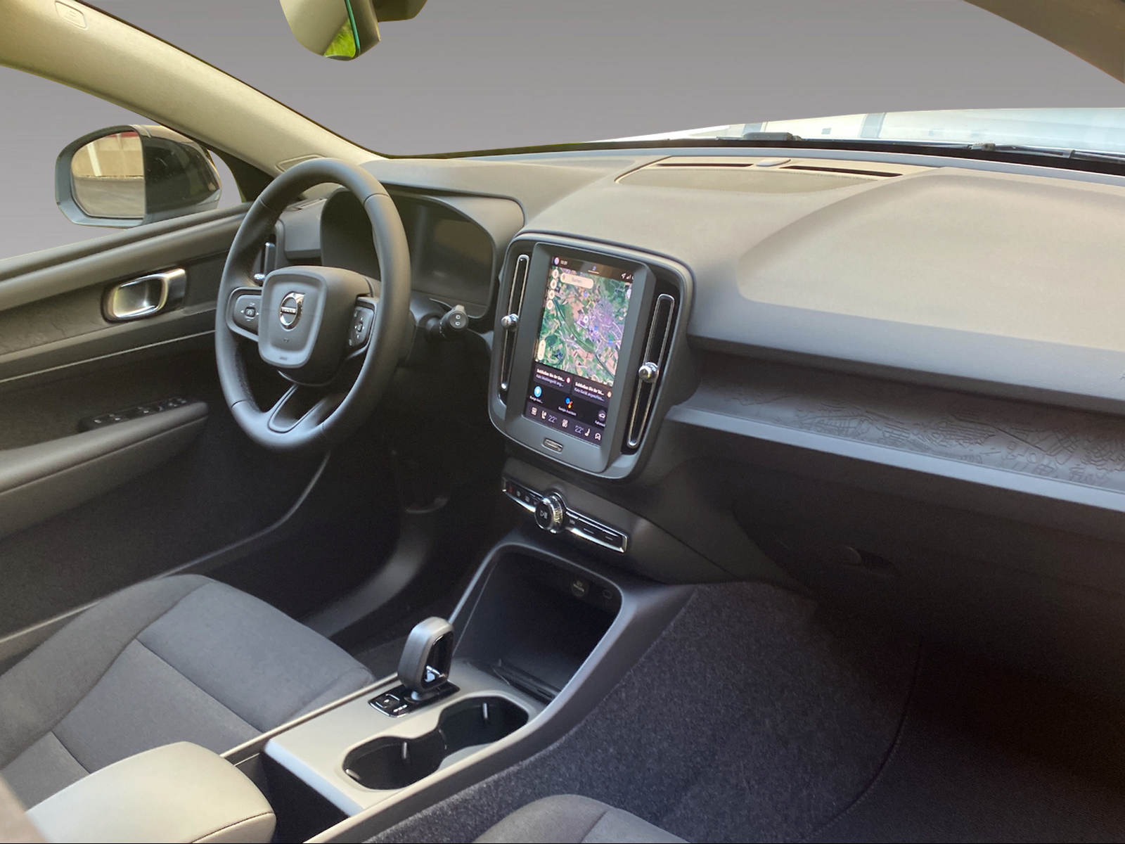 VOLVO EX40 Essential-image-7