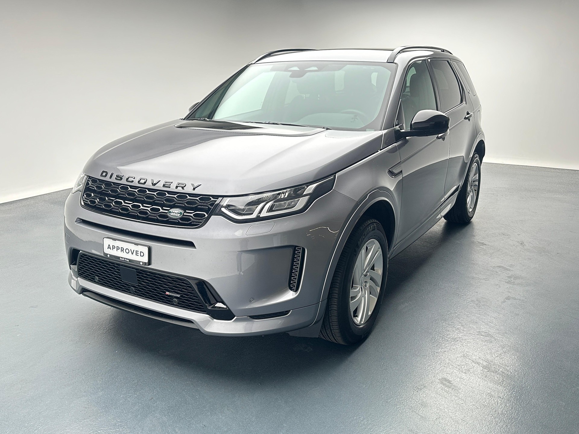 LAND ROVER Discovery Sport 1.5 T 300e R-Dynamic S-image-0