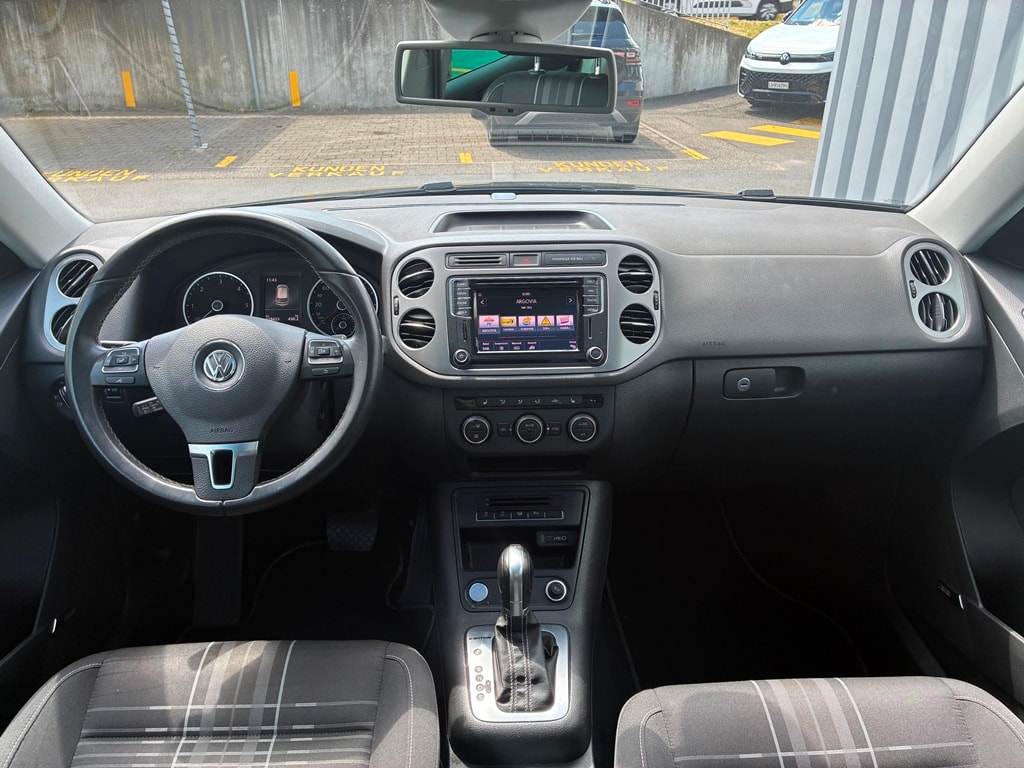 VW Tiguan 2.0 TDI Lounge 4Motion DSG-image-7