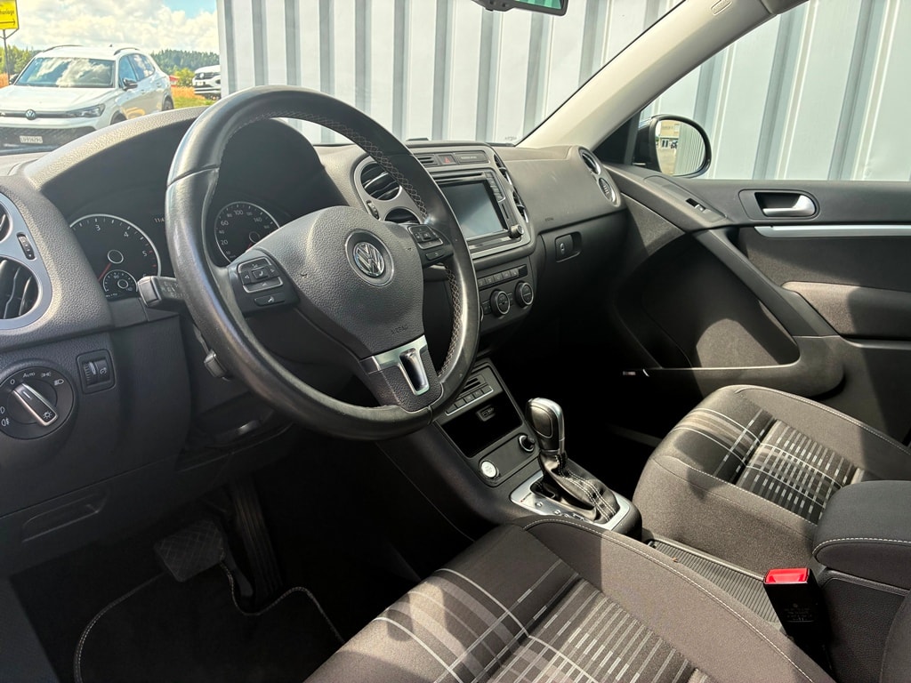 VW Tiguan 2.0 TDI Lounge 4Motion DSG-image-6