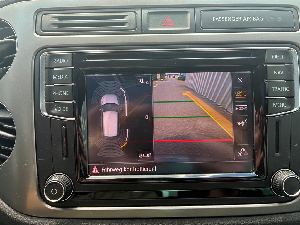 VW Tiguan 2.0 TDI Lounge 4Motion DSG-image-9