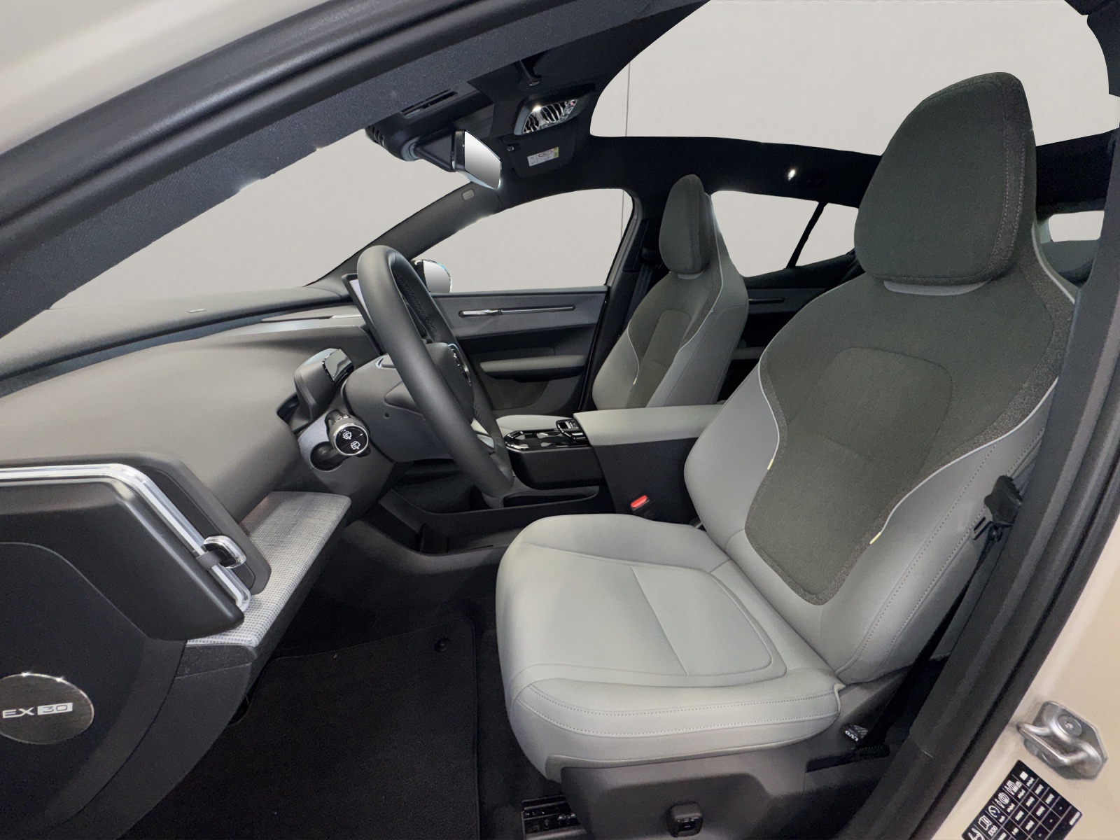 VOLVO EX30 E60 Twin Ultra Performance AWD-image-10