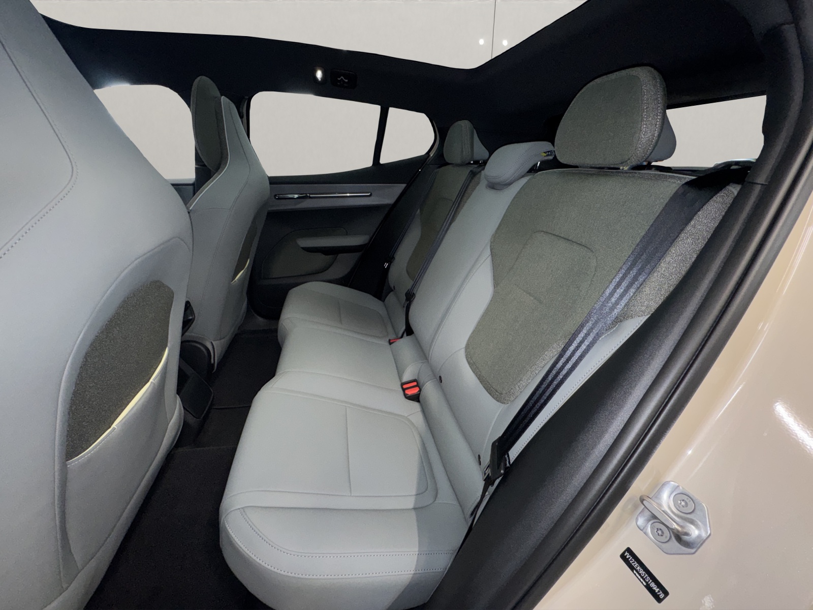 VOLVO EX30 E60 Twin Ultra Performance AWD-image-12