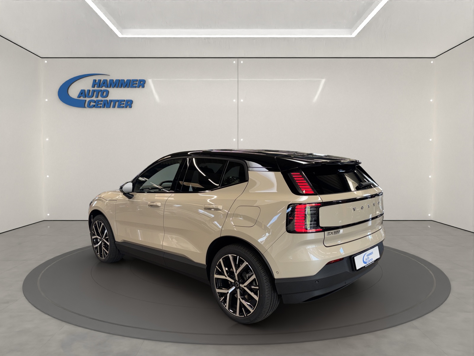 VOLVO EX30 E60 Twin Ultra Performance AWD-image-2