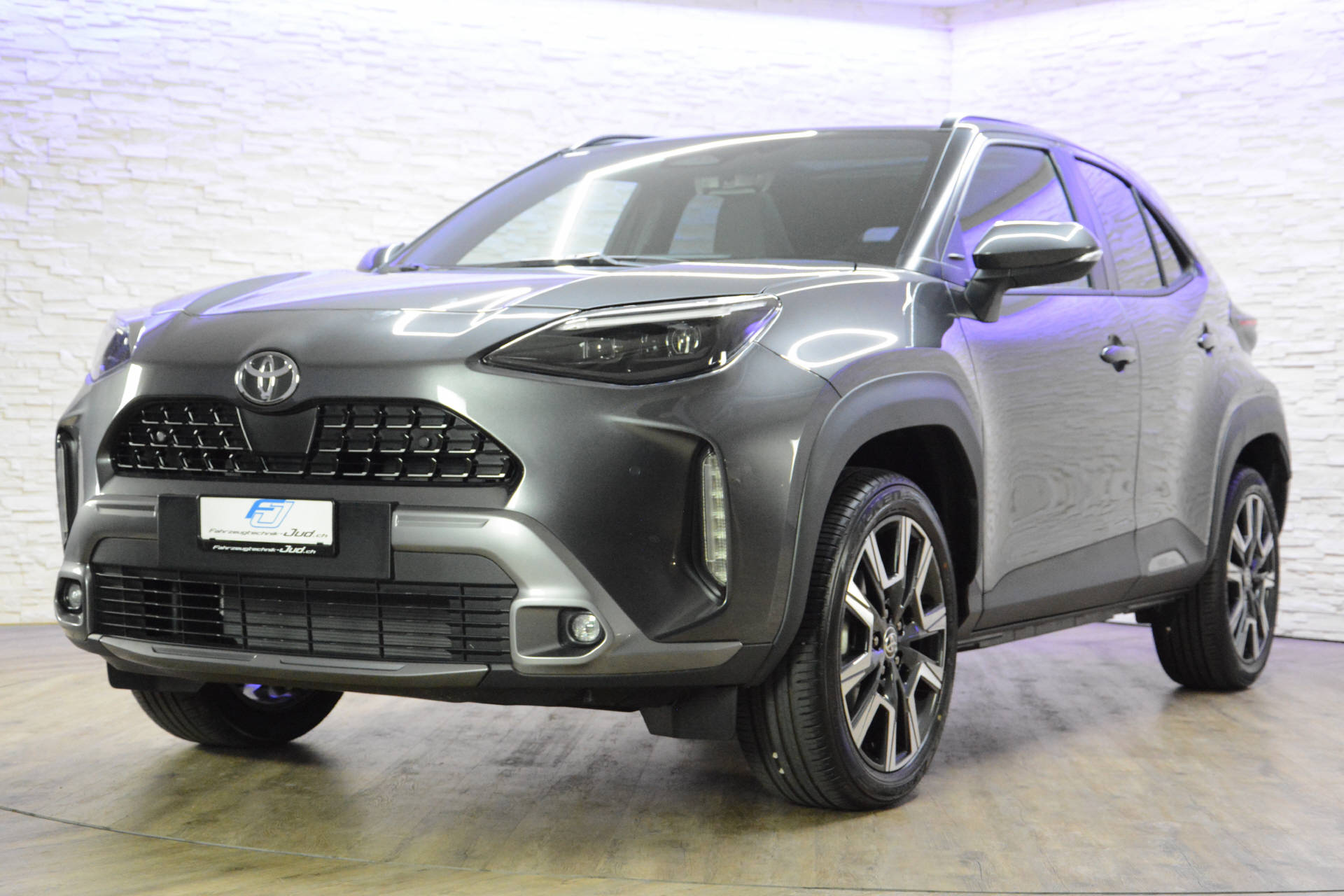 TOYOTA TOYOTA Yaris Cross 1.5 VVT-i HSD Premium AWD-i-image-0