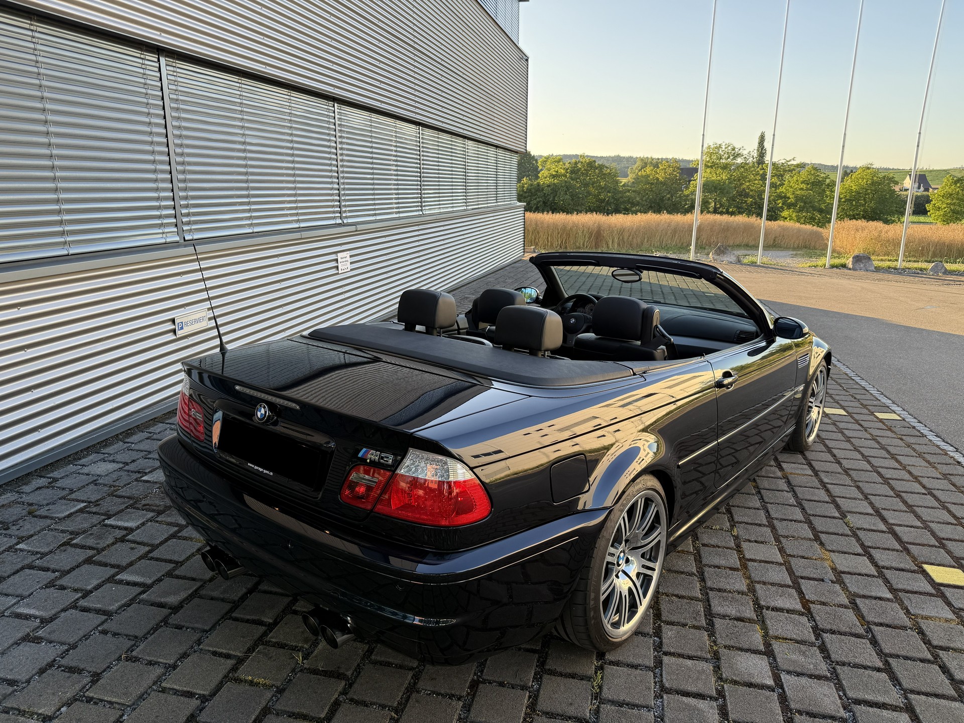 BMW M3 Cabriolet-image-4