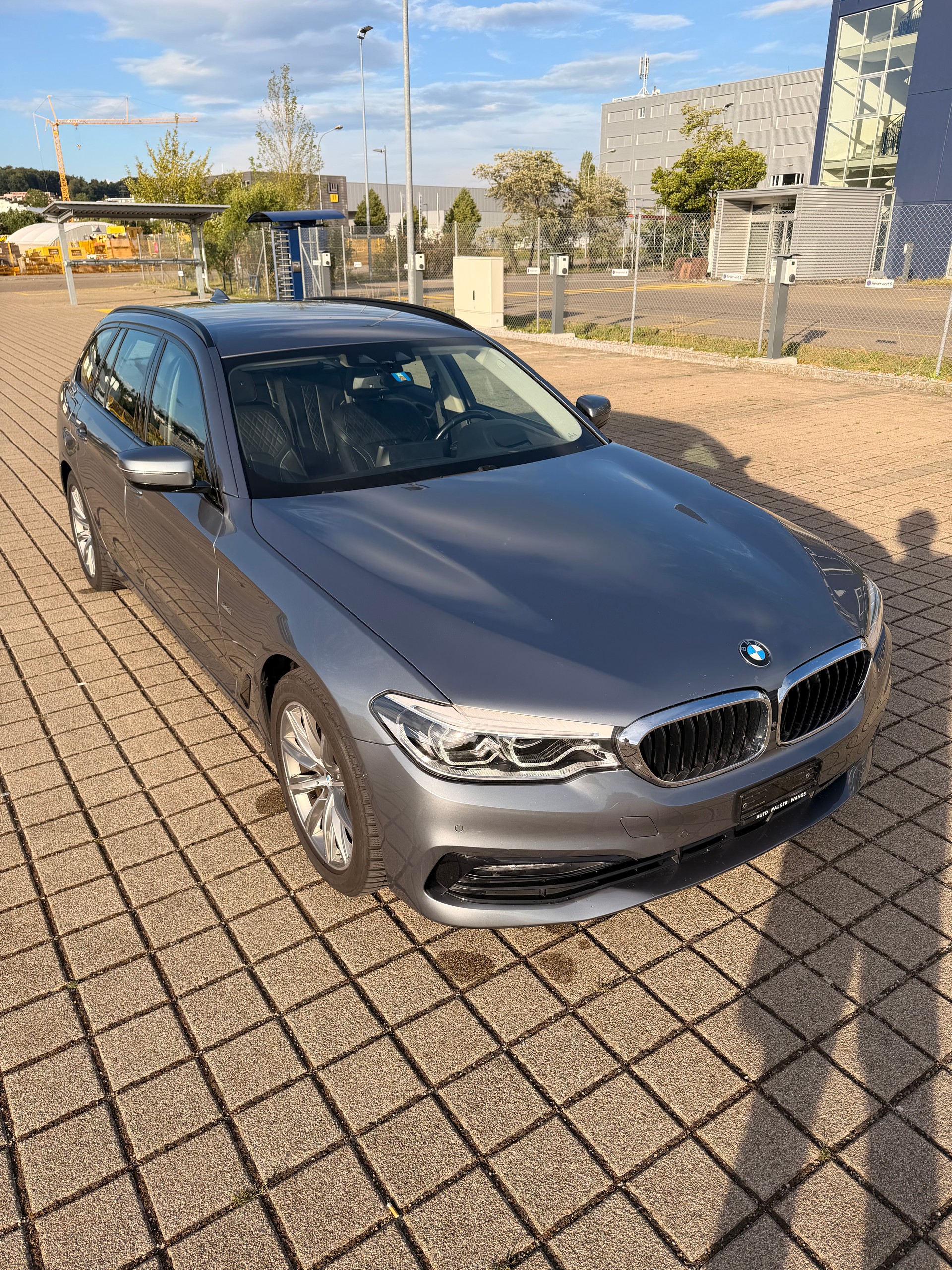 BMW 520d xDrive Touring Sport Line Steptronic-image-5