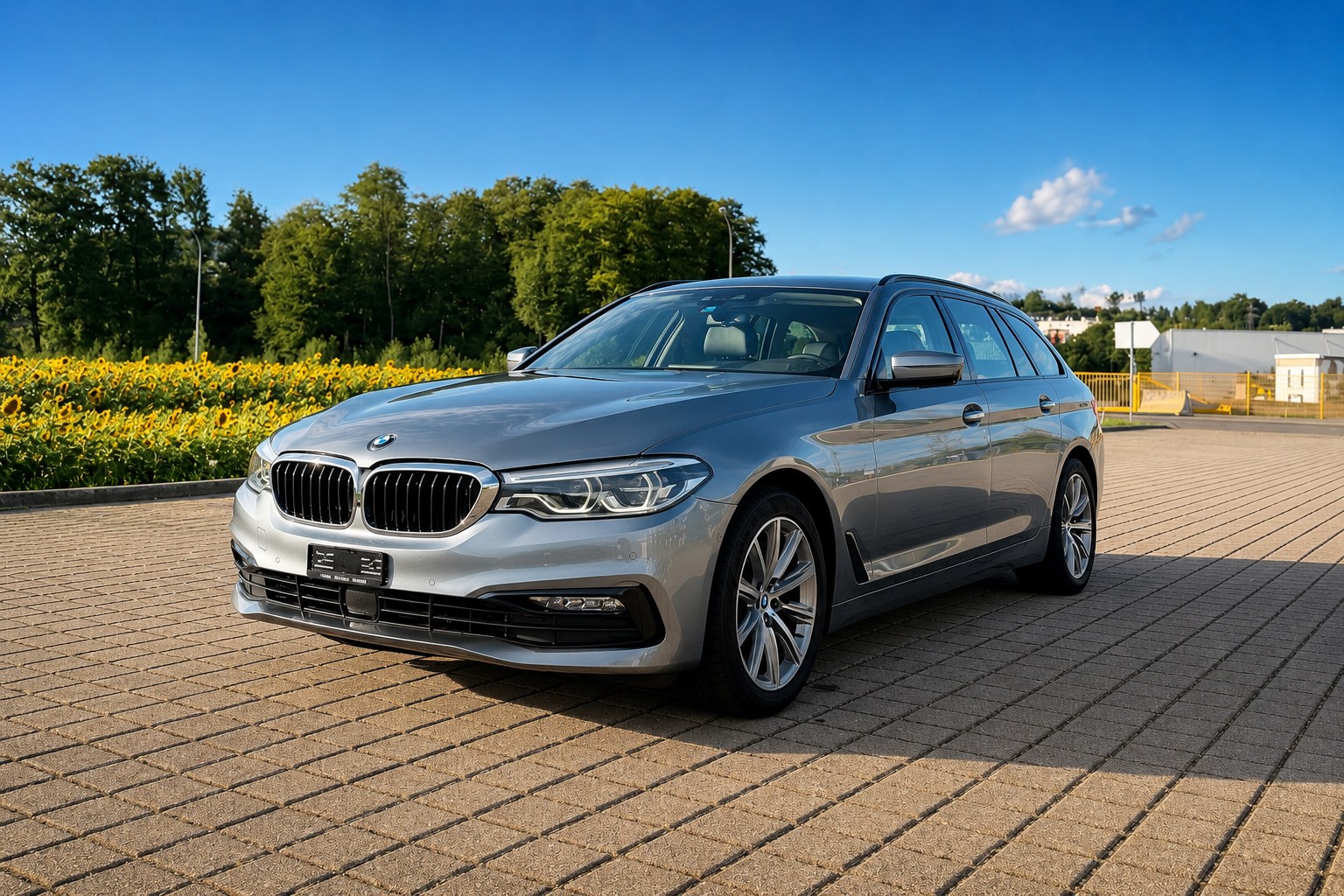 BMW 520d xDrive Touring Sport Line Steptronic-image-0