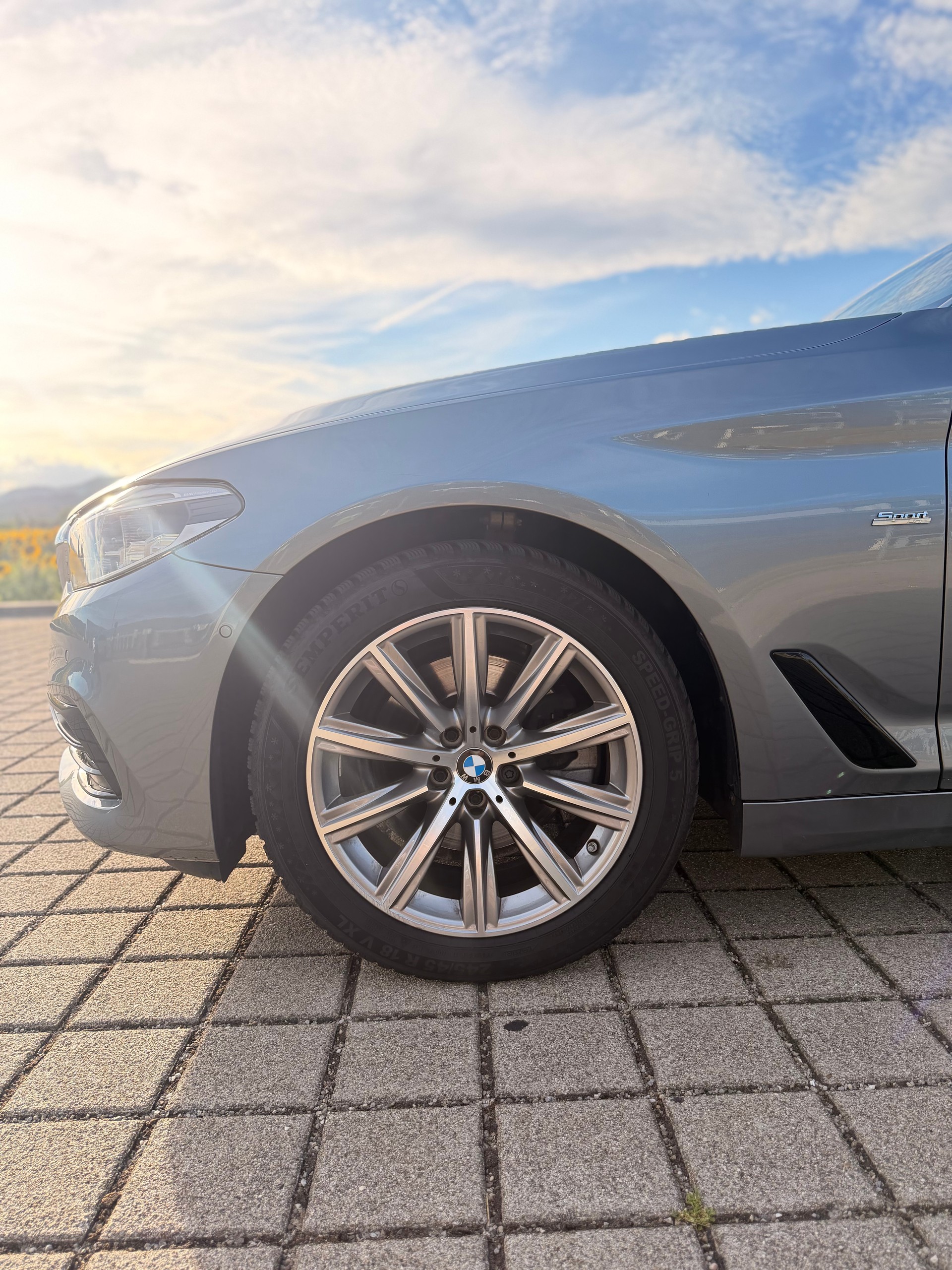 BMW 520d xDrive Touring Sport Line Steptronic-image-15