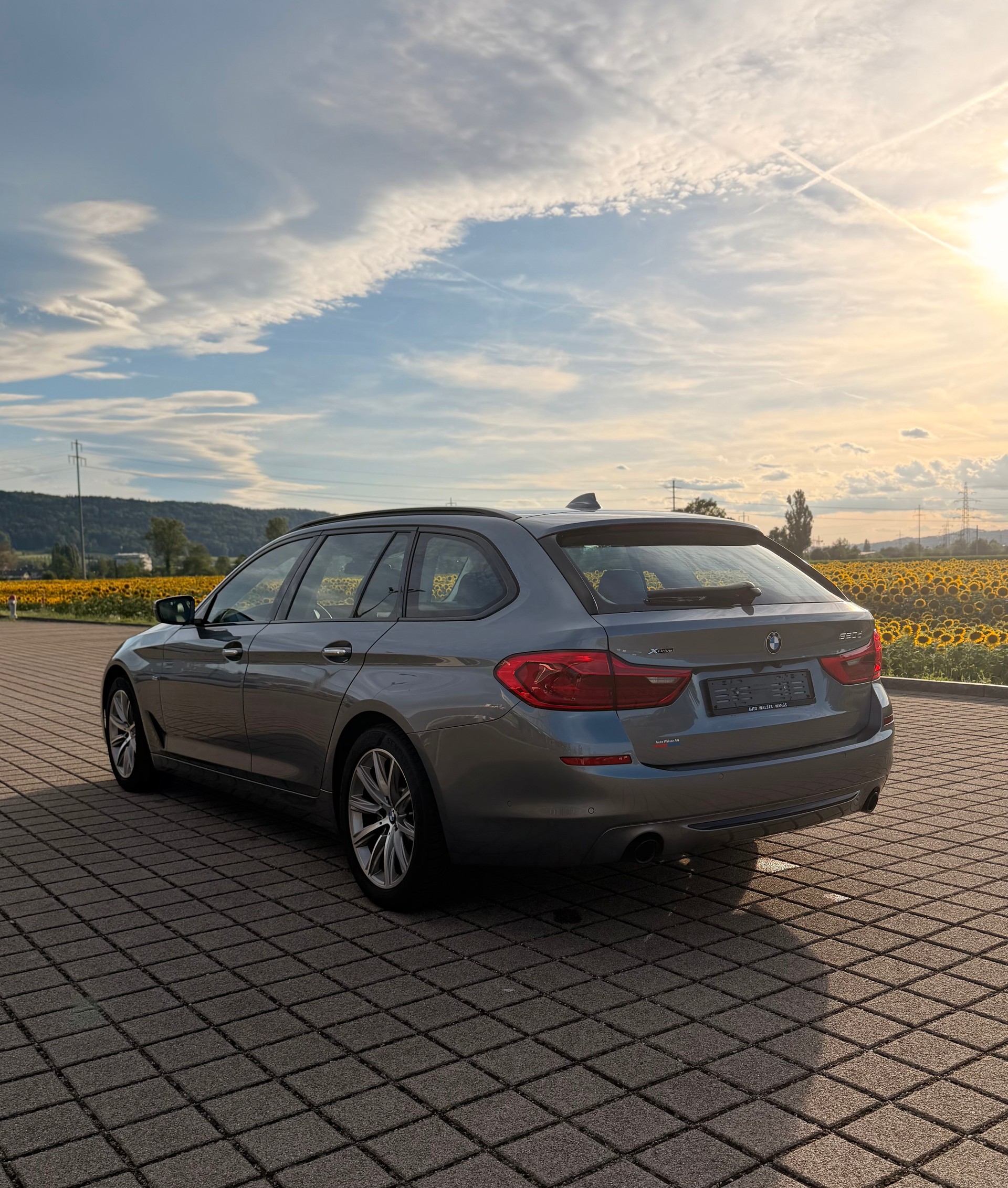 BMW 520d xDrive Touring Sport Line Steptronic-image-11