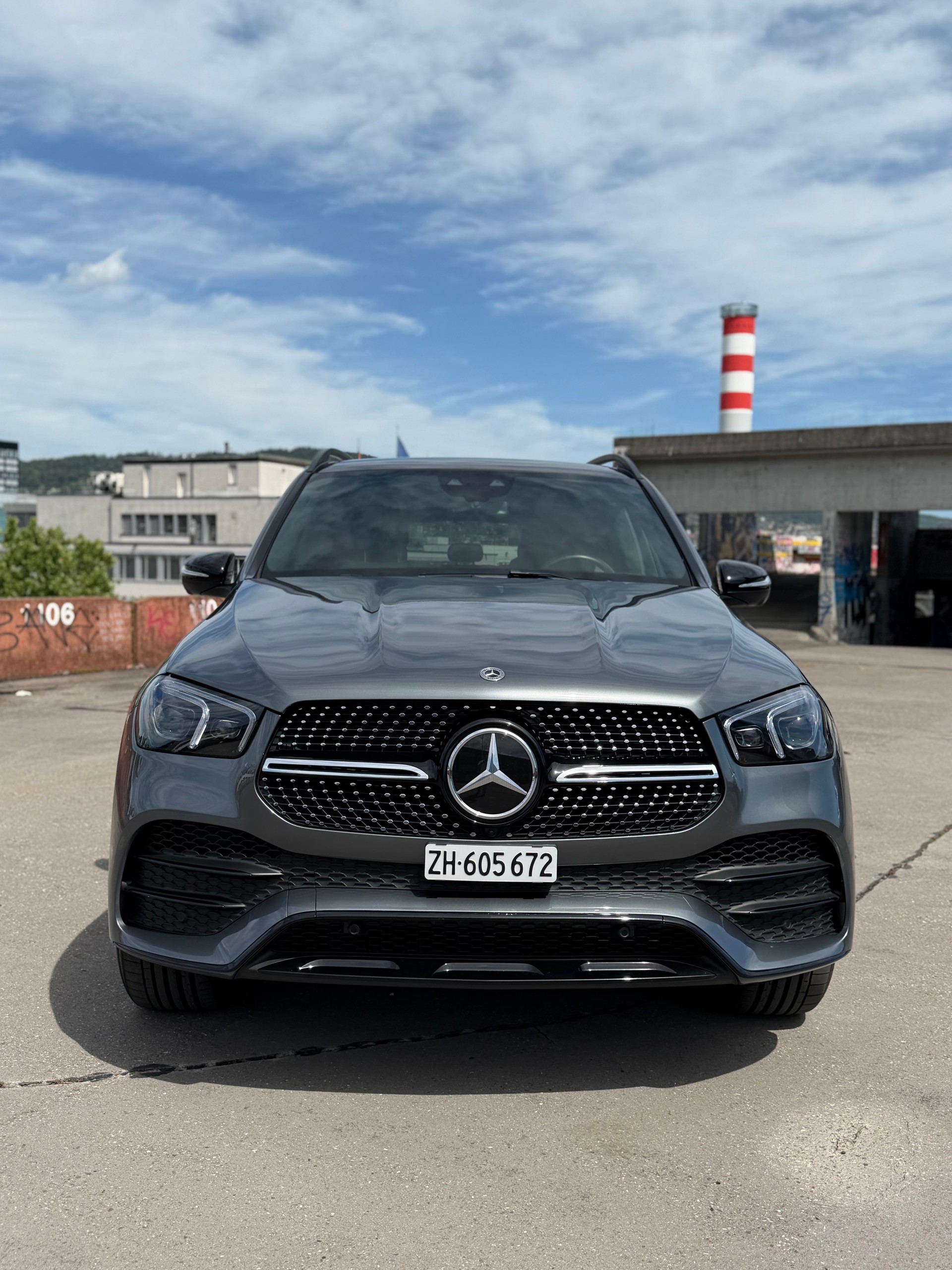 MERCEDES-BENZ GLE 350 de AMG Line 4matic-image-2