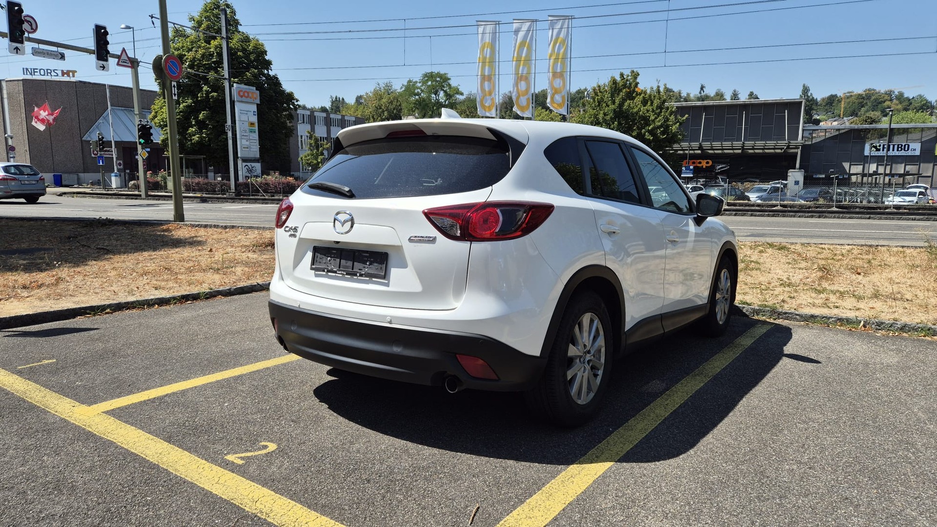 MAZDA 2.0 Ambition AWD-image-2