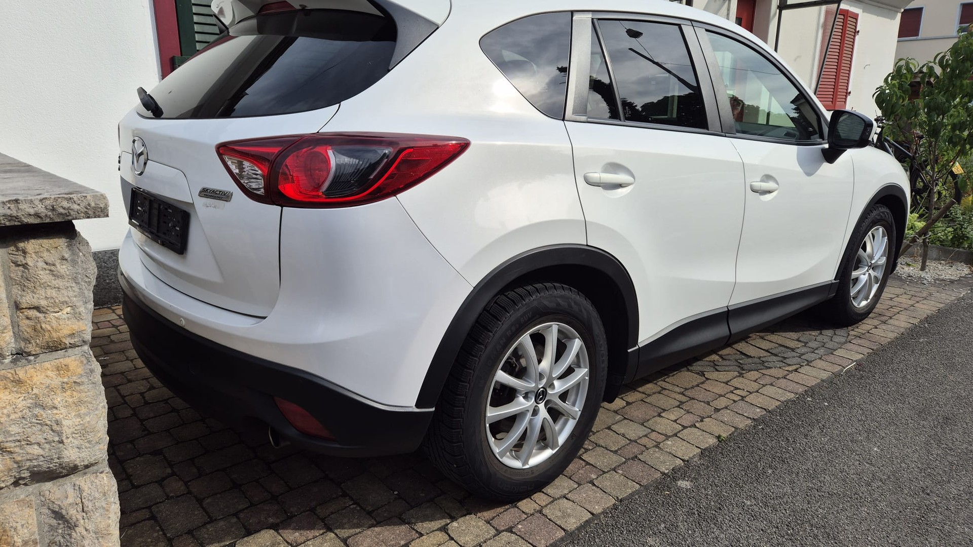 MAZDA 2.0 Ambition AWD-image-2