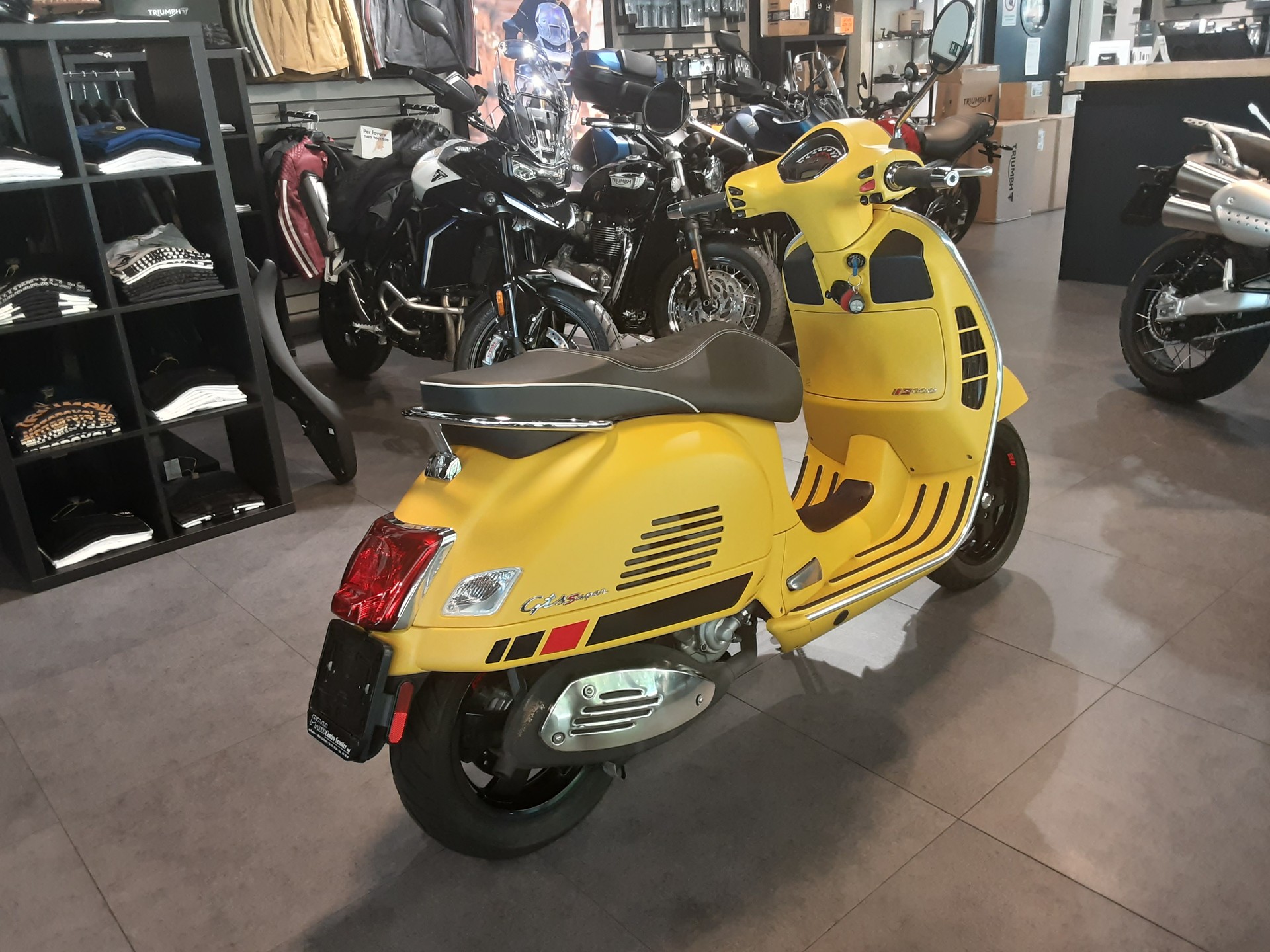 PIAGGIO Vespa GTS Super 300 i.e ABS-image-4