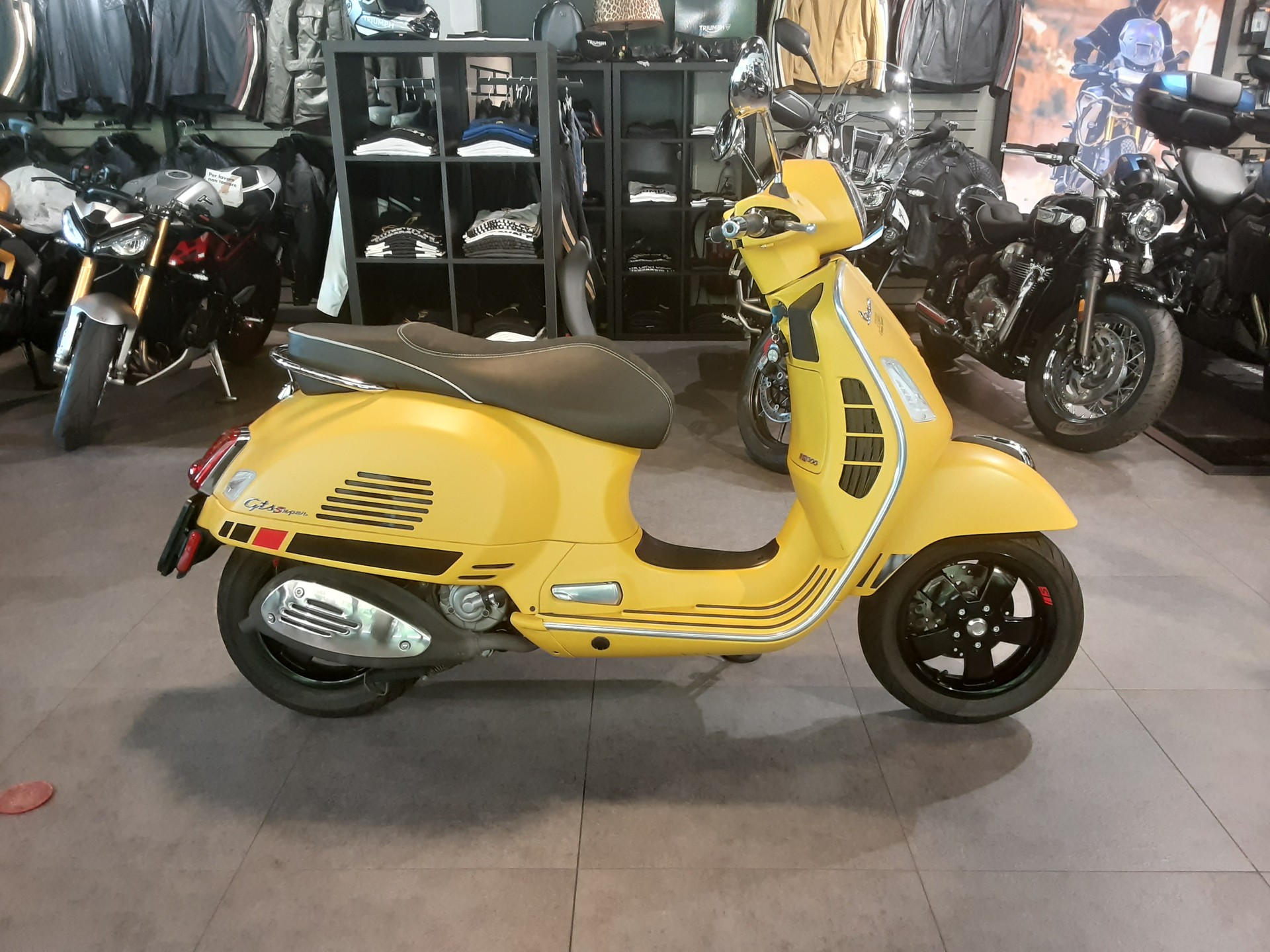 PIAGGIO Vespa GTS Super 300 i.e ABS