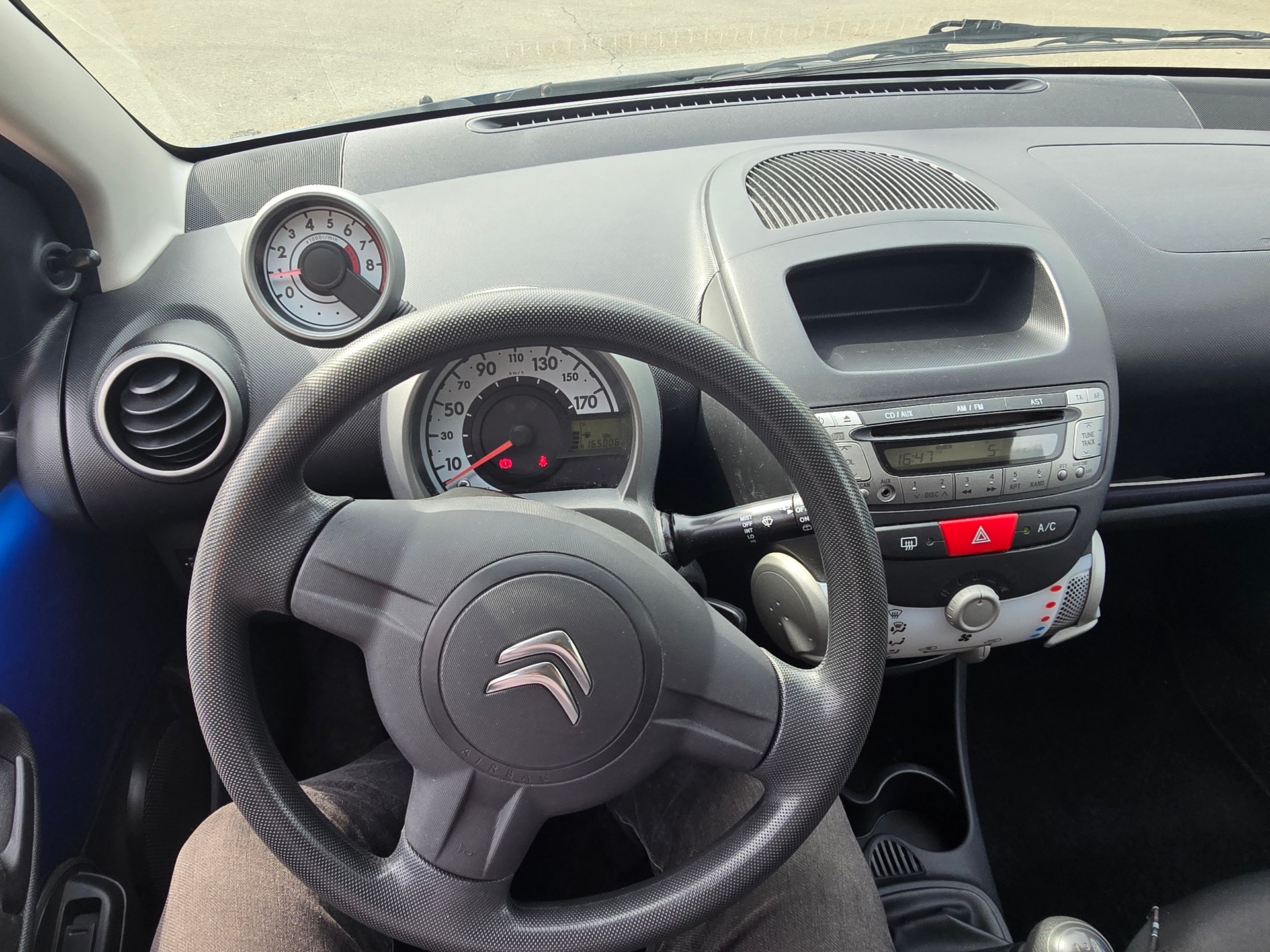 CITROEN C1 1.0i Séduction-image-11