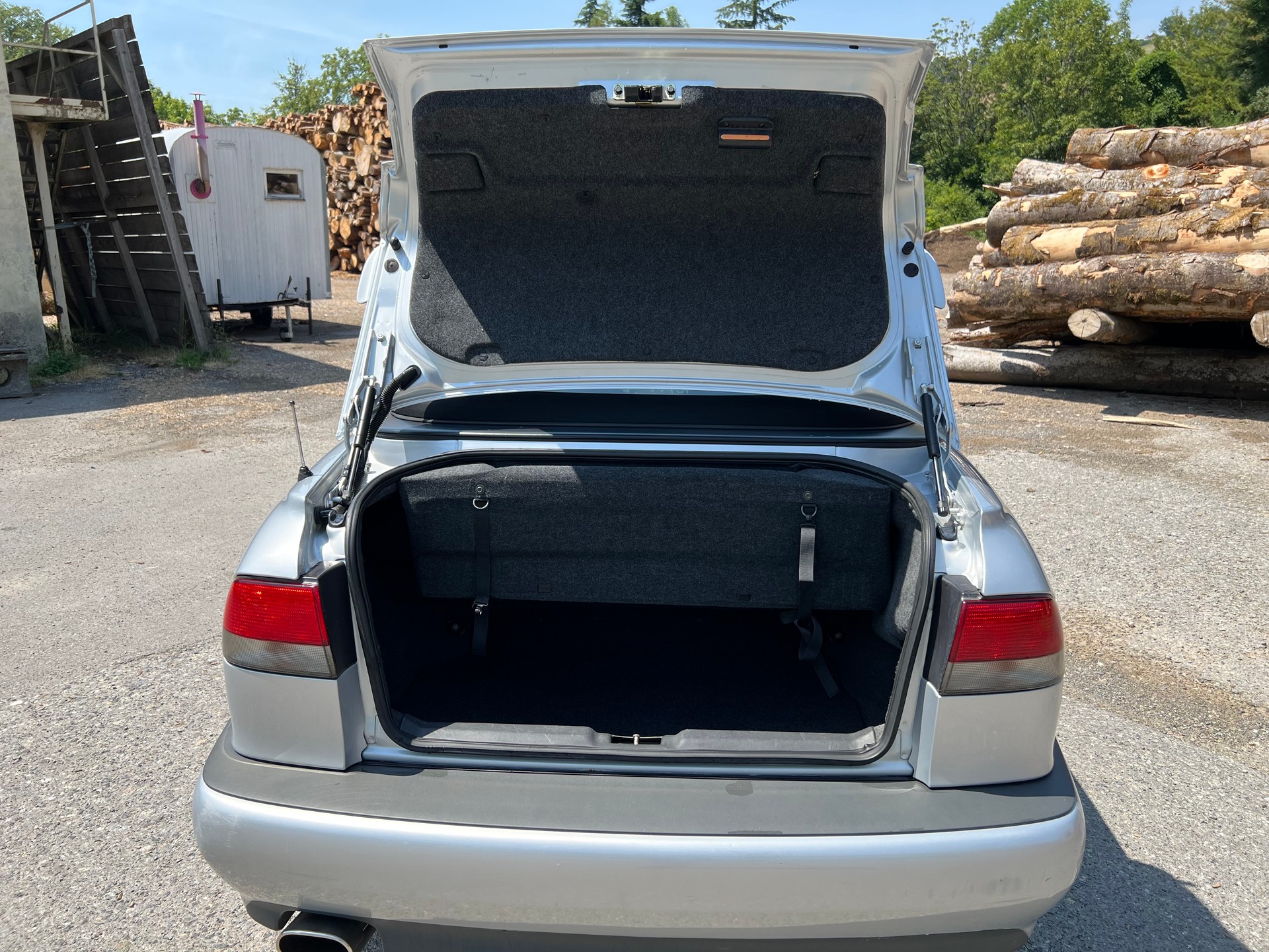 SAAB 9-3 2.3i-16 Viggen-image-13