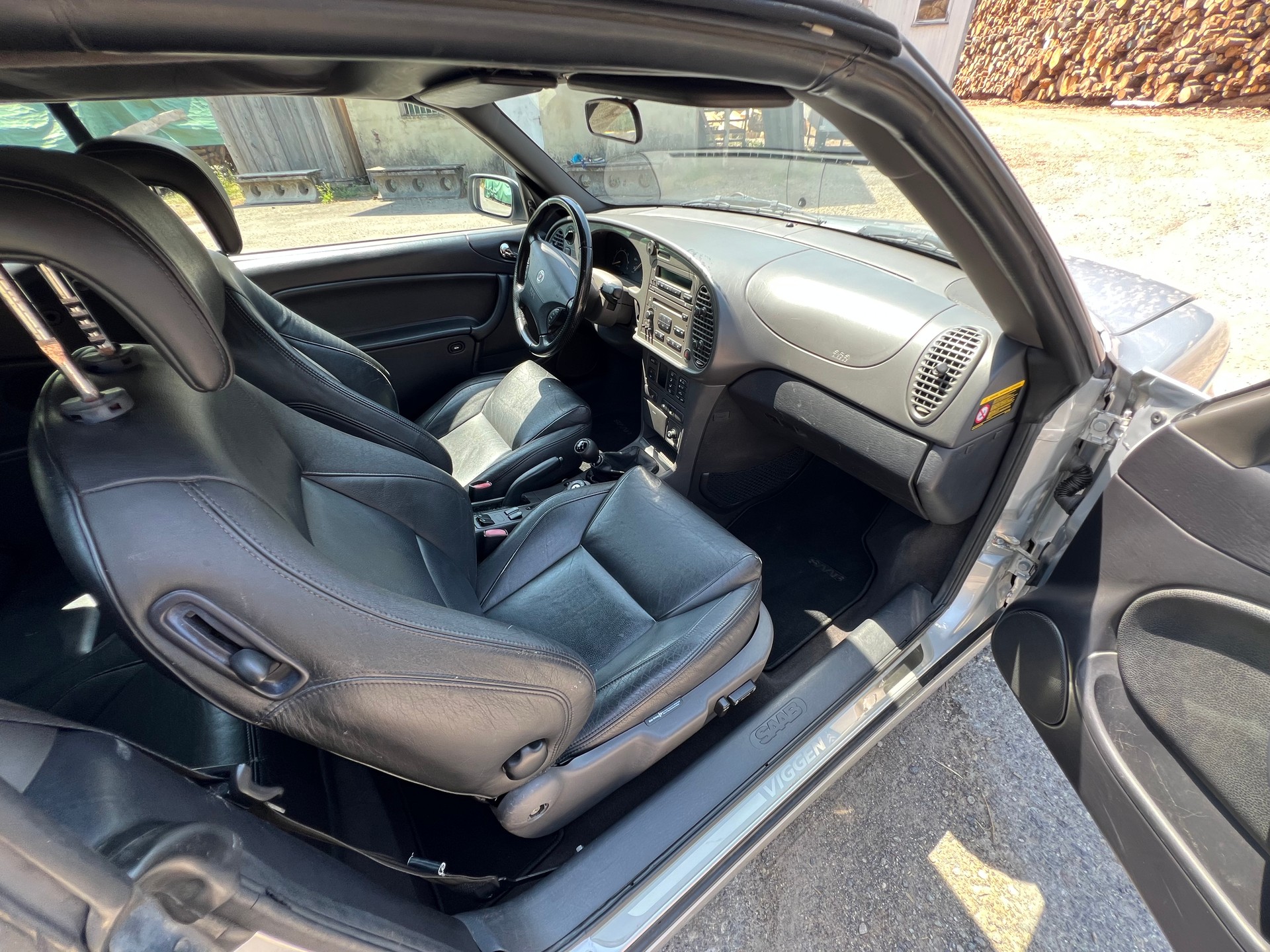 SAAB 9-3 2.3i-16 Viggen-image-11
