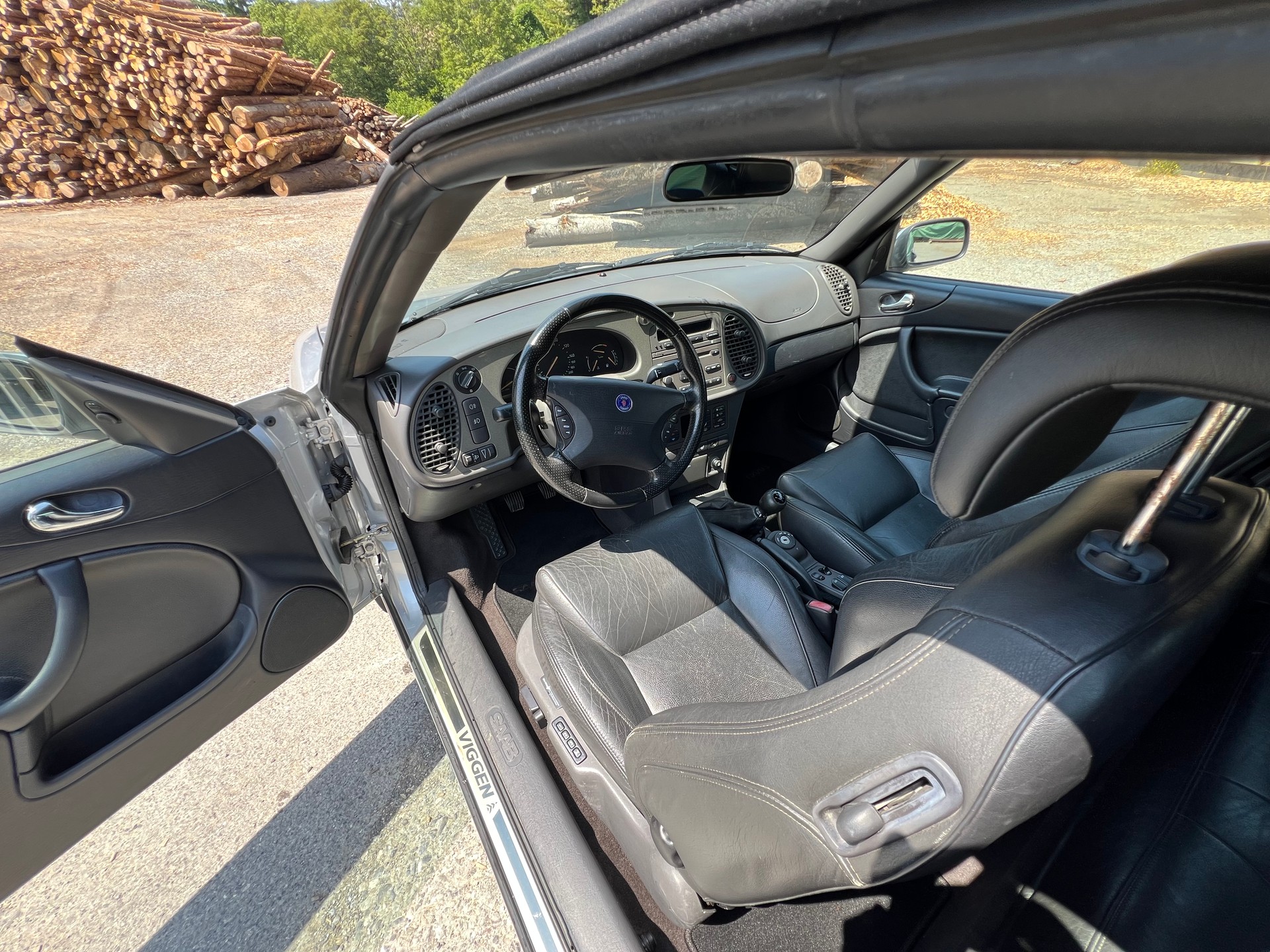 SAAB 9-3 2.3i-16 Viggen-image-9