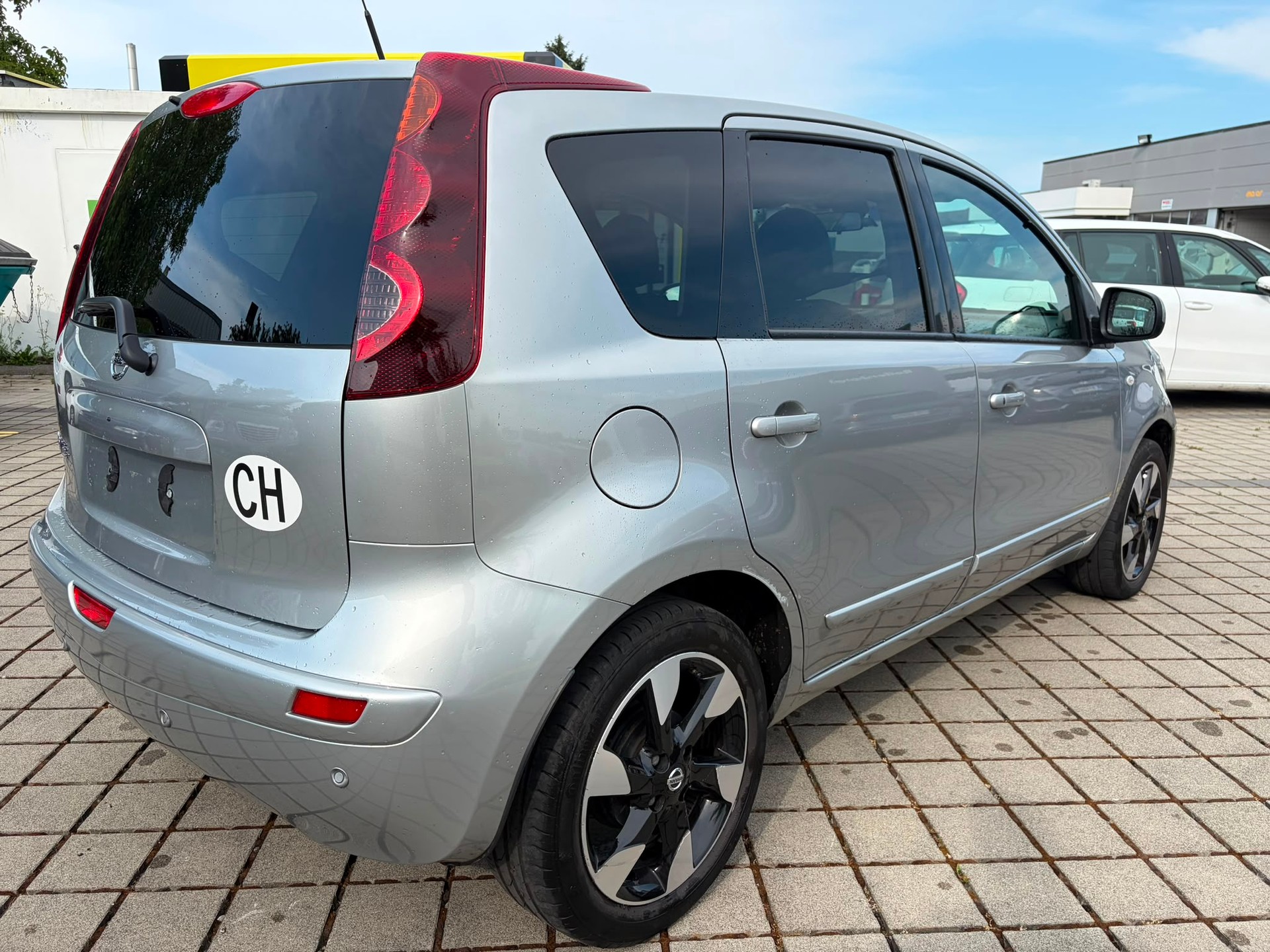 NISSAN Note 1.6 tekna Automatic-image-8