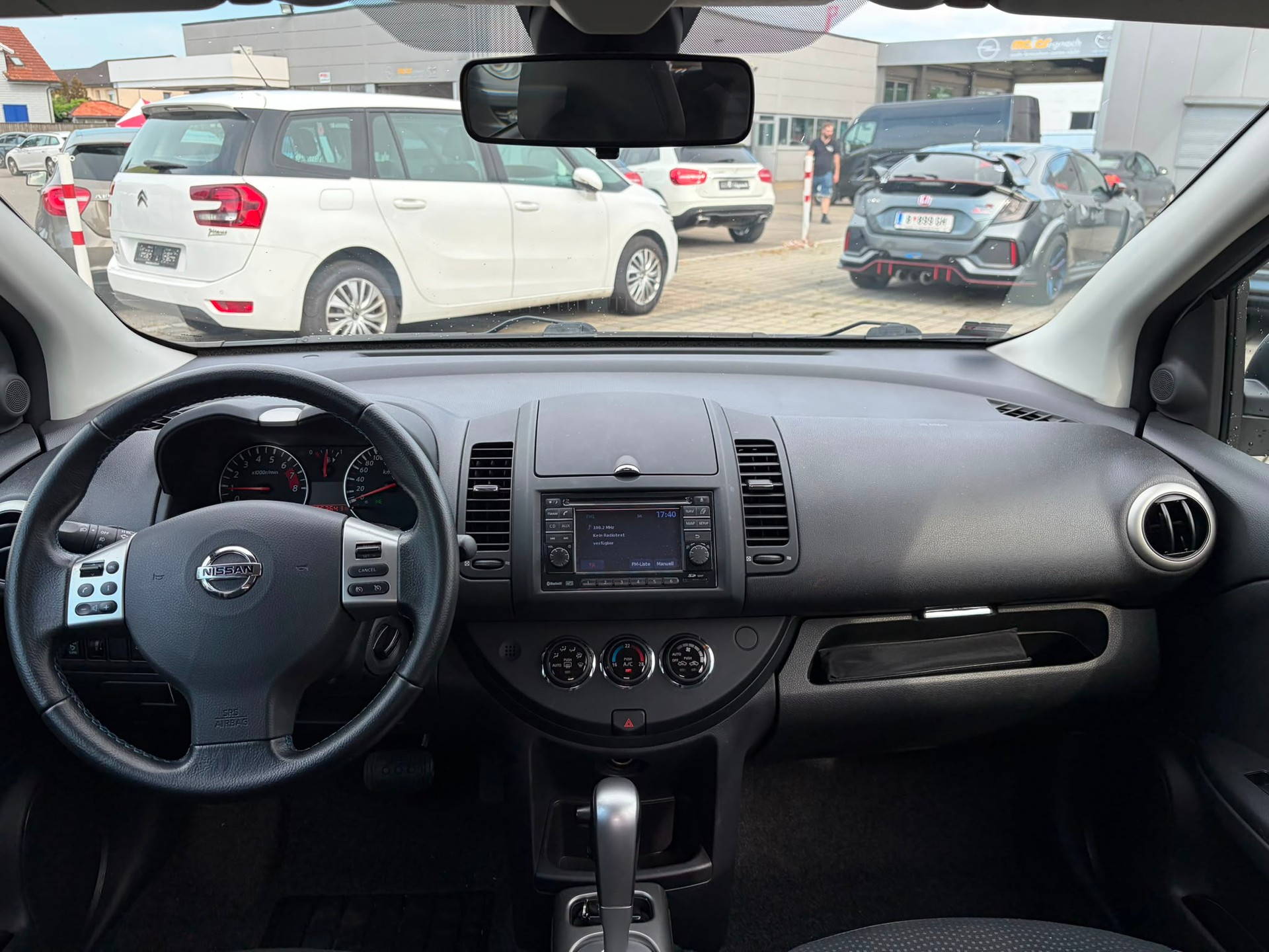 NISSAN Note 1.6 tekna Automatic-image-9