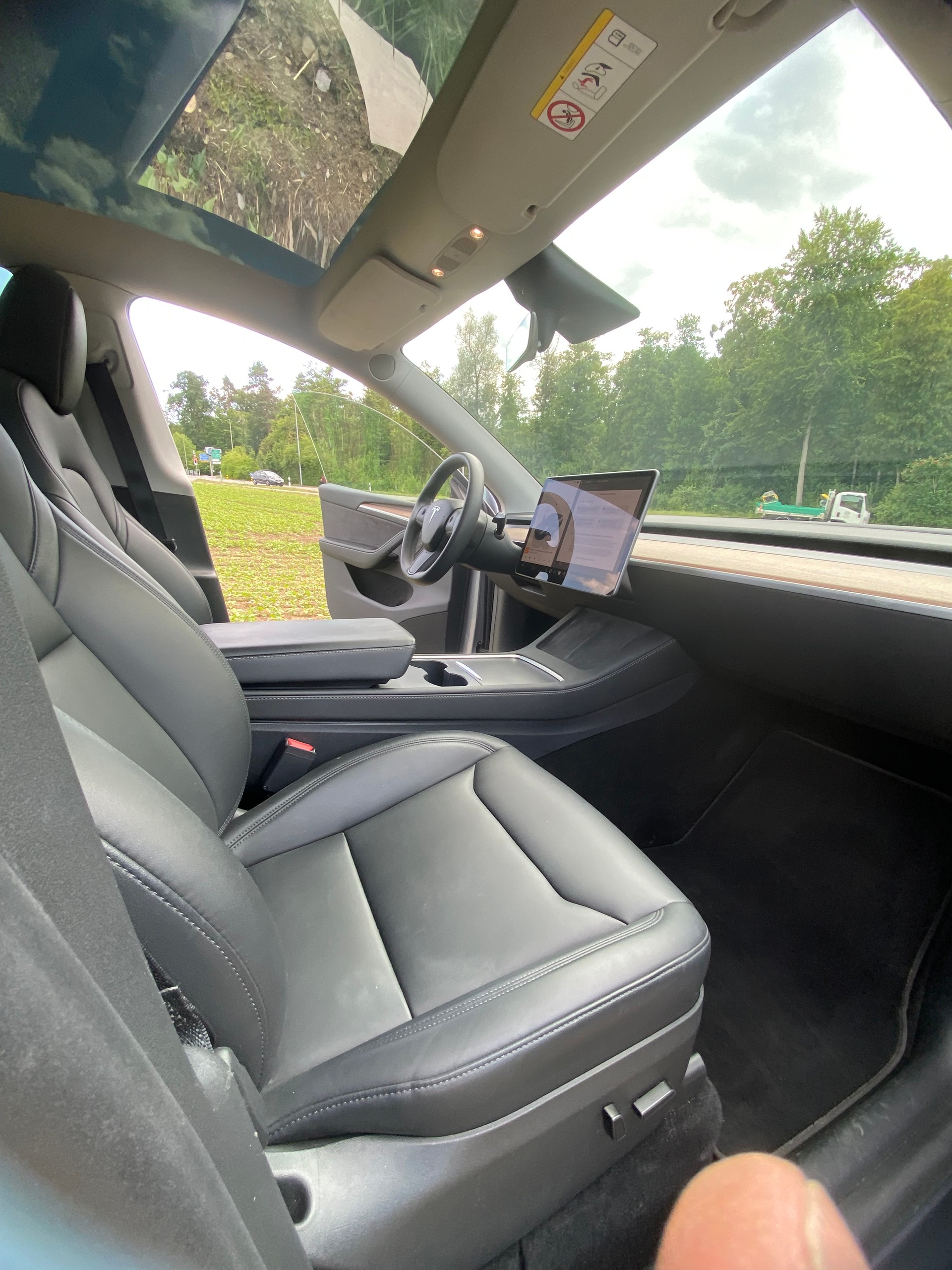 TESLA Model Y Performance-image-13