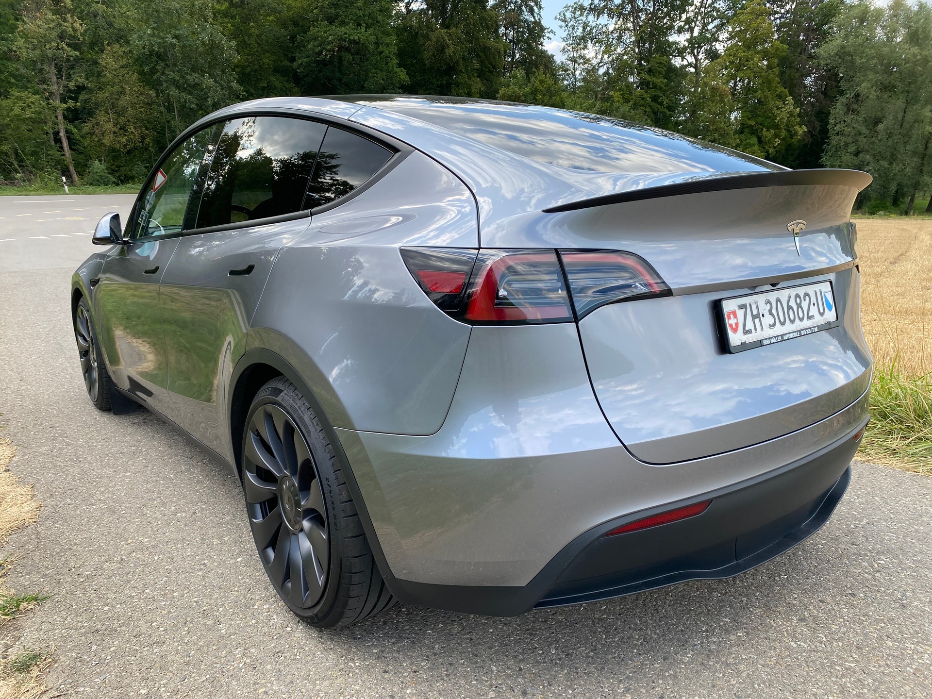 TESLA Model Y Performance-image-5