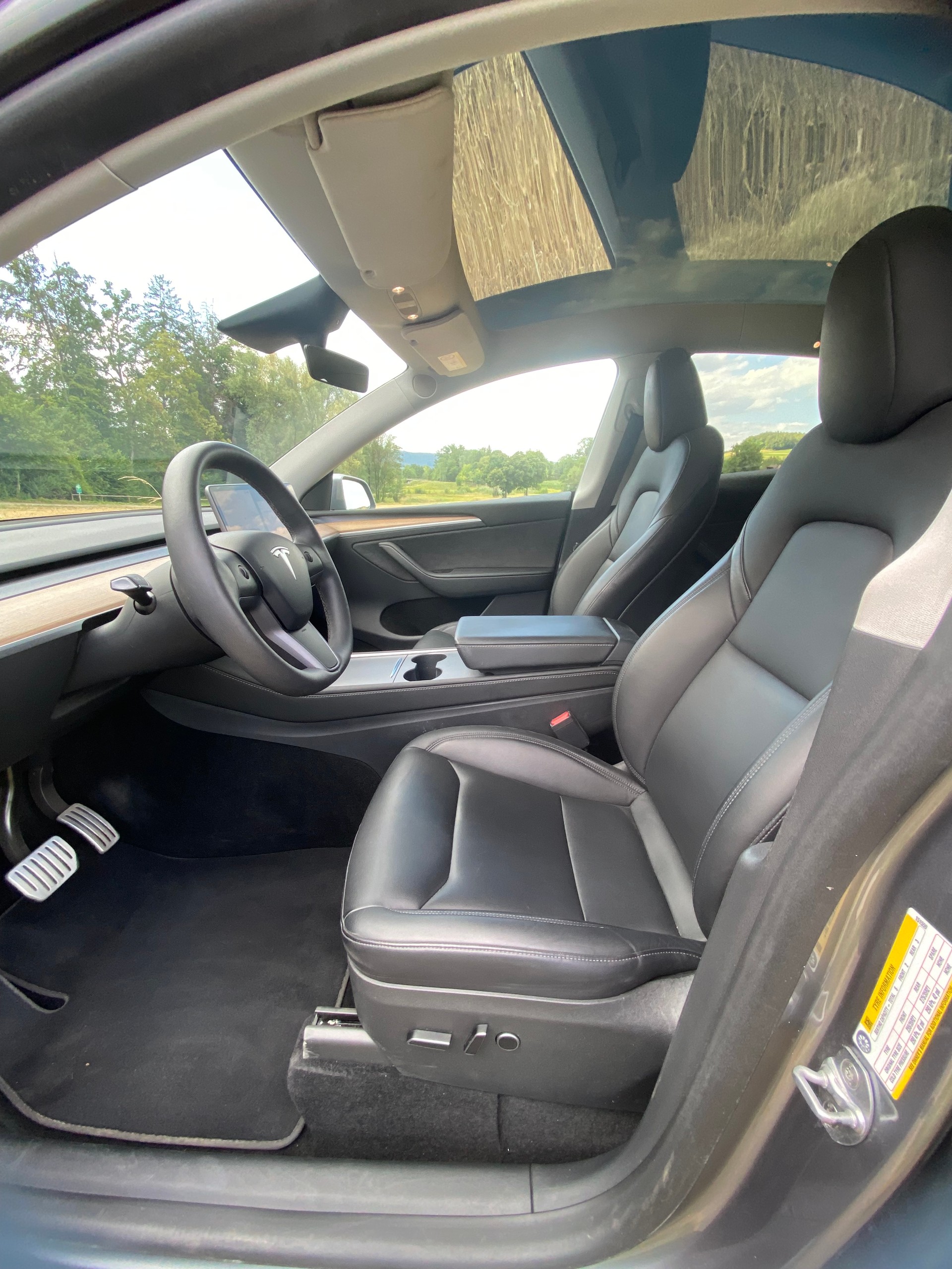 TESLA Model Y Performance-image-10