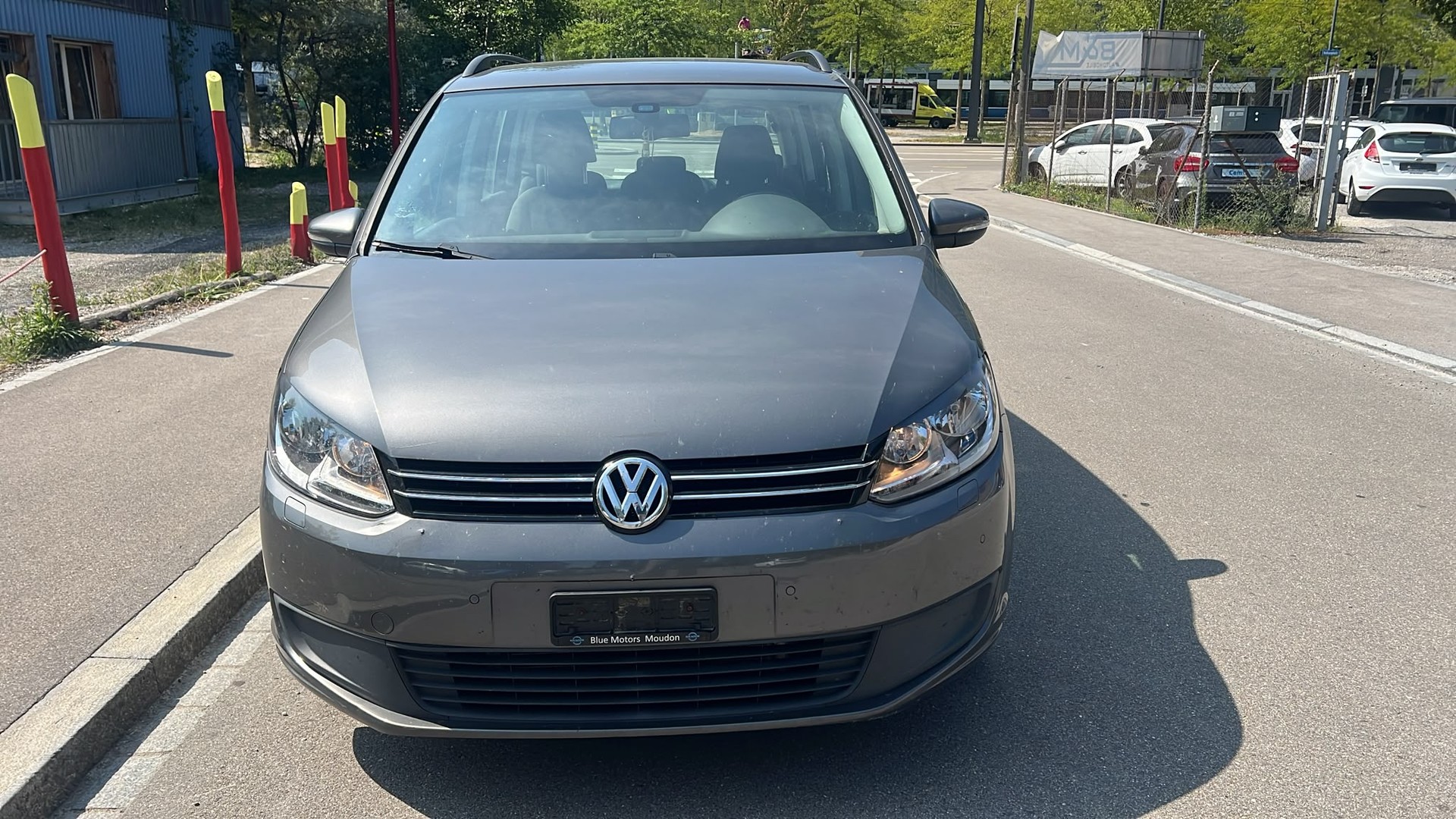 VW Touran 1.2 TSI BlueMotion Technology Trendline-showroom-element-1