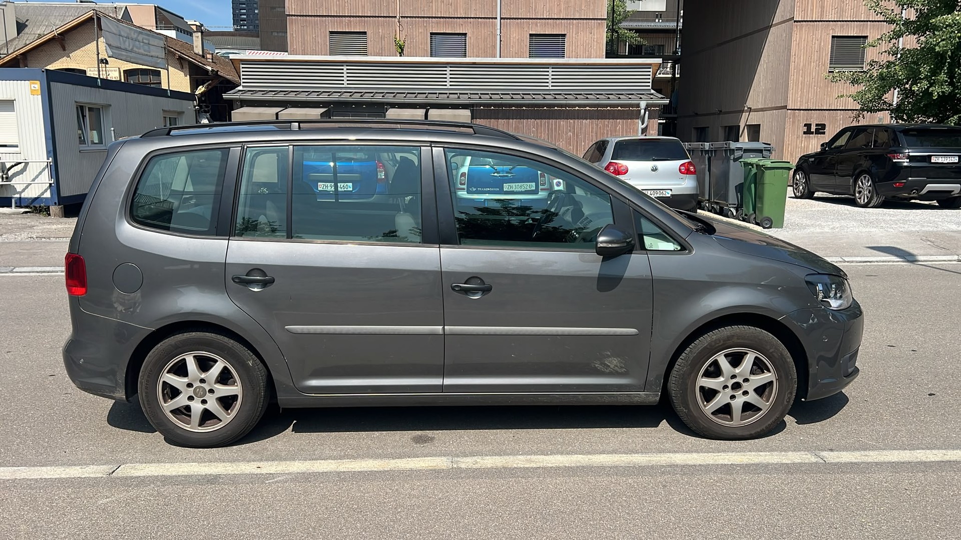 VW Touran 1.2 TSI BlueMotion Technology Trendline-showroom-element-3