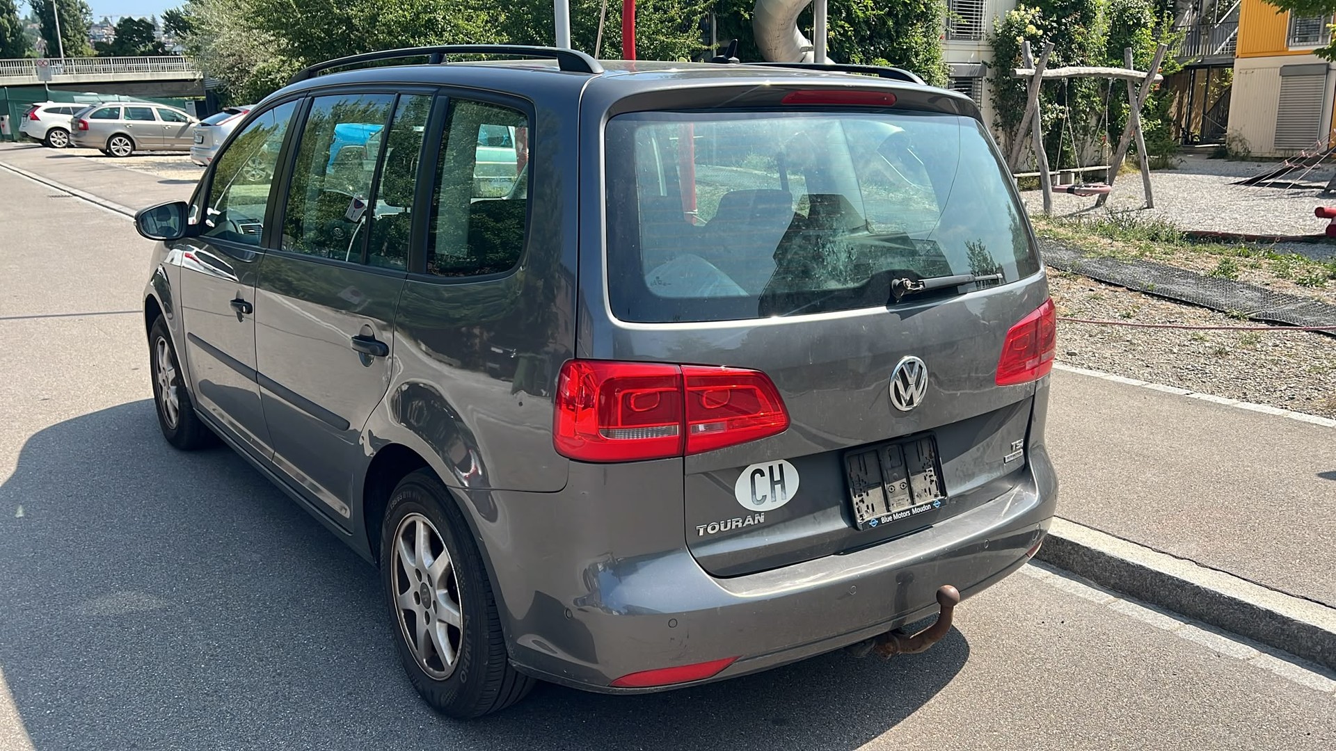 VW Touran 1.2 TSI BlueMotion Technology Trendline-image-6