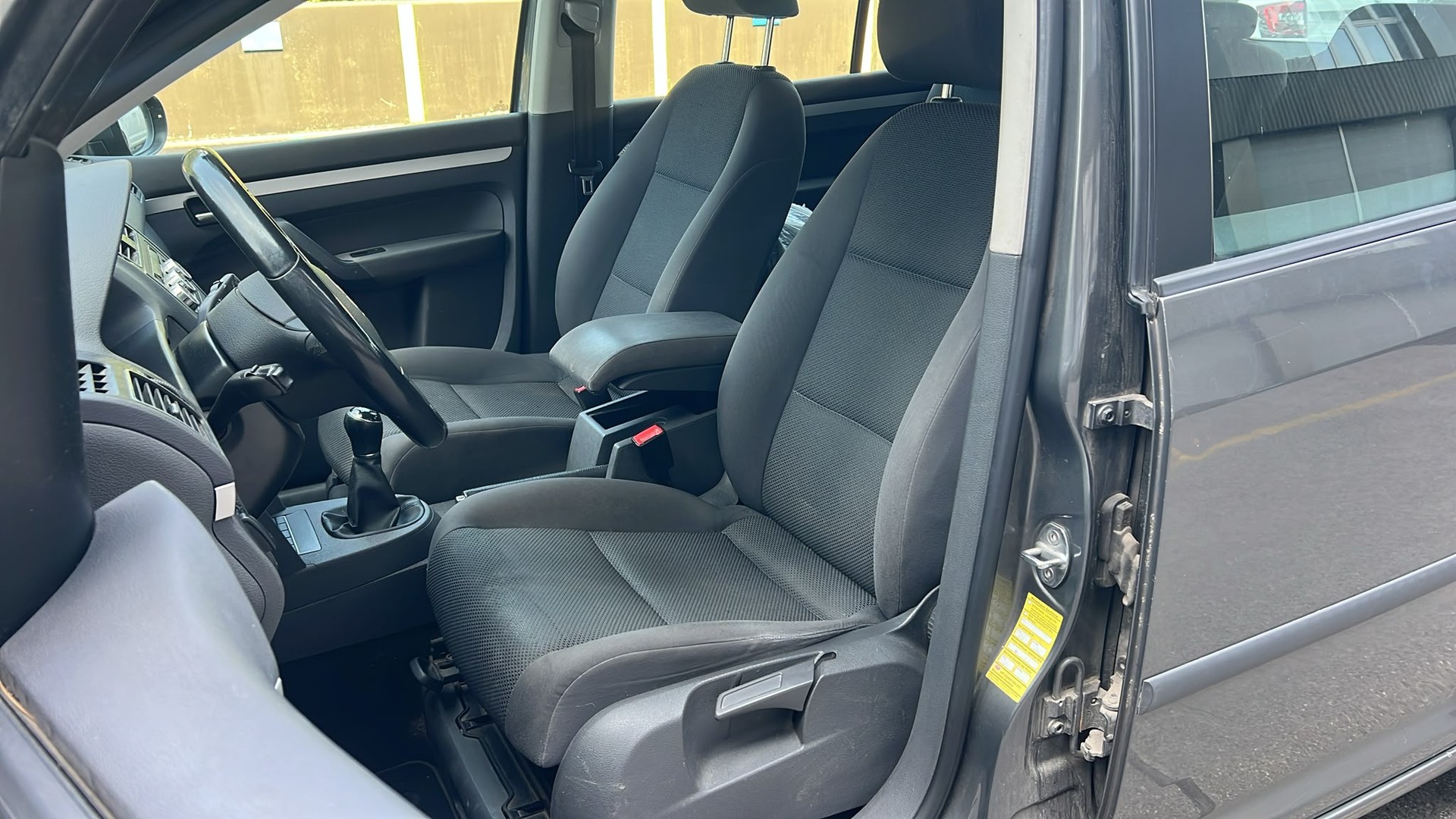 VW Touran 1.2 TSI BlueMotion Technology Trendline-image-10