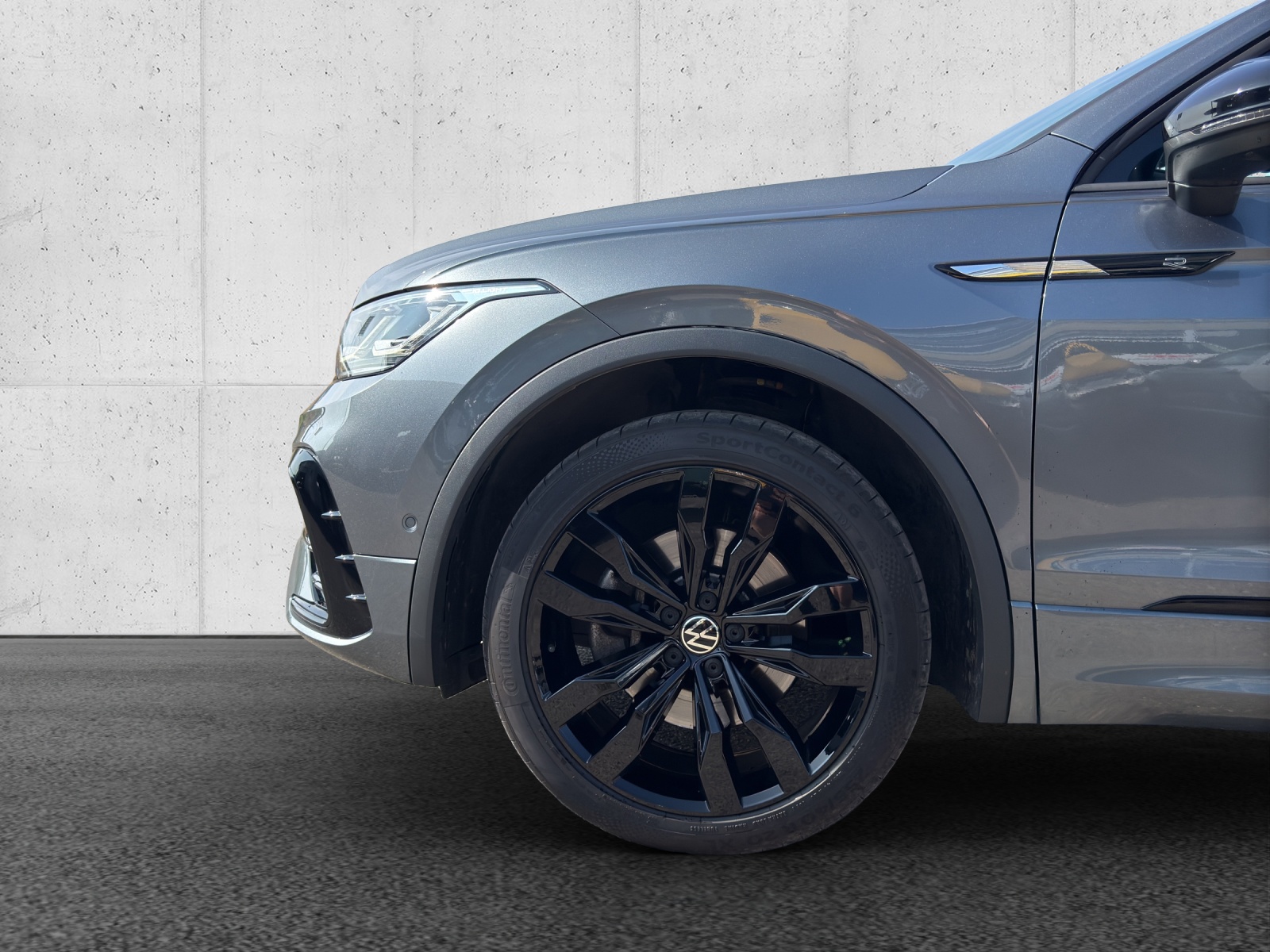 VW Tiguan Allspace 2.0TSI R-Line 4Motion DSG-image-15