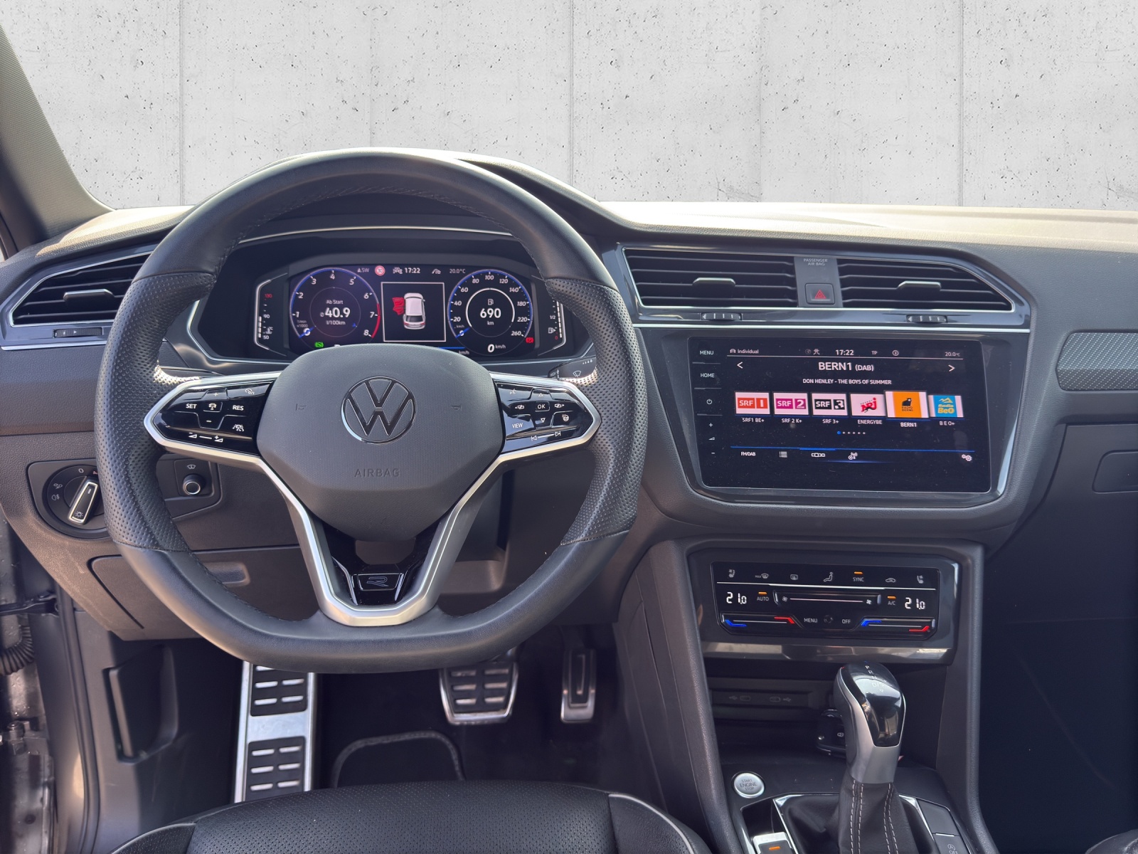 VW Tiguan Allspace 2.0TSI R-Line 4Motion DSG-image-13