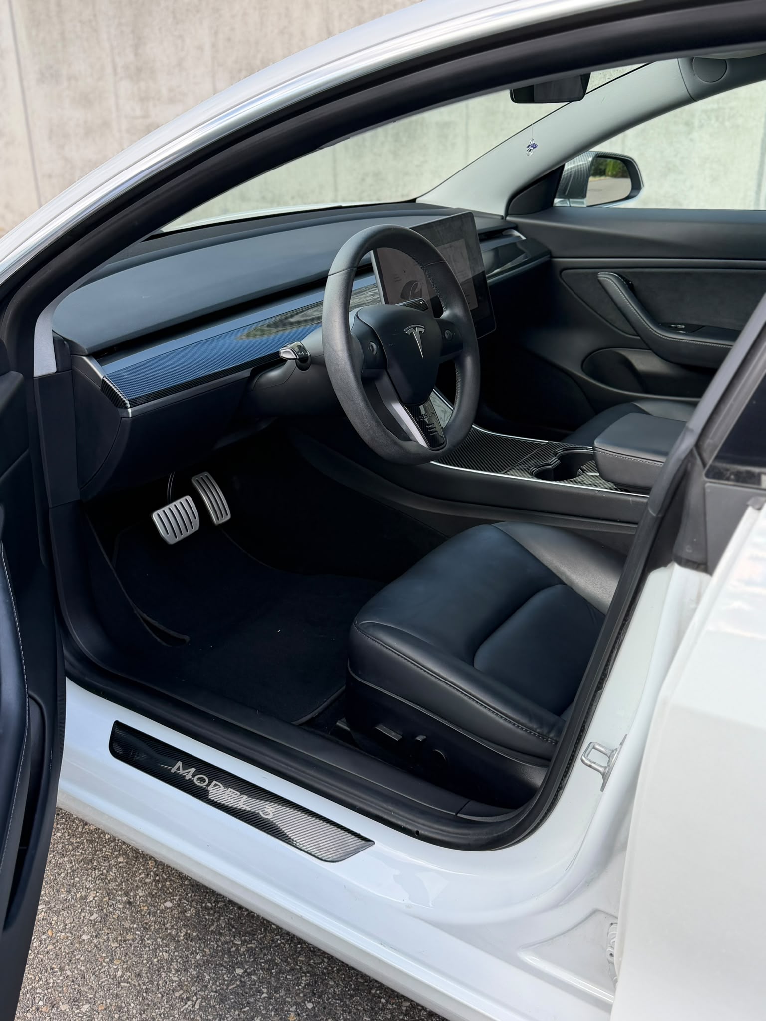 TESLA Performance D-image-3
