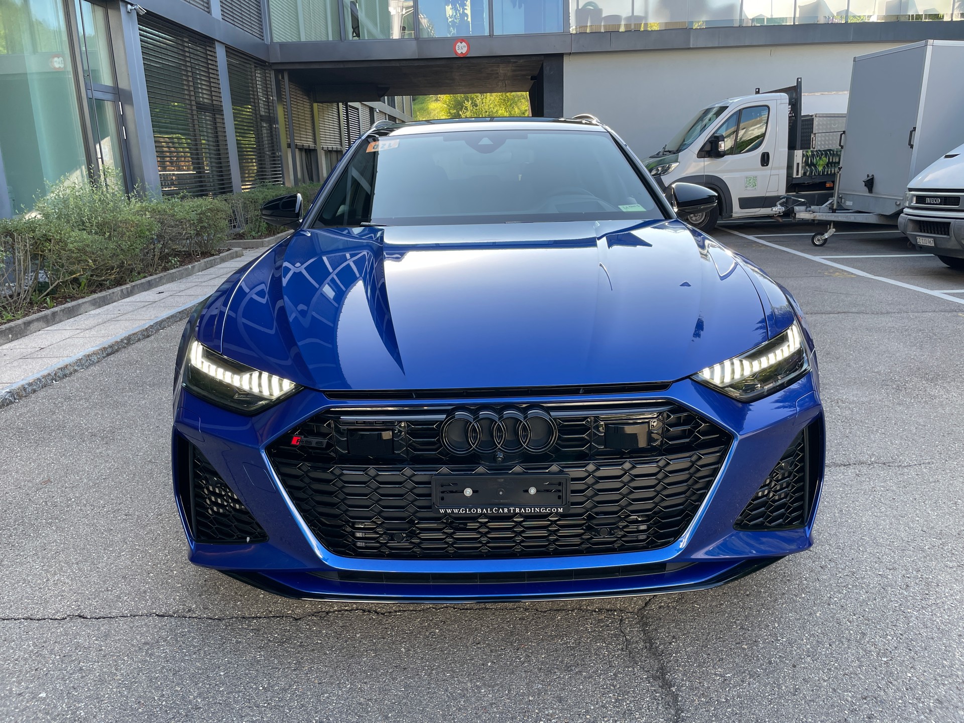 AUDI RS6 Avant 4.0 TFSI V8 quattro Individual Lackierung-image-7