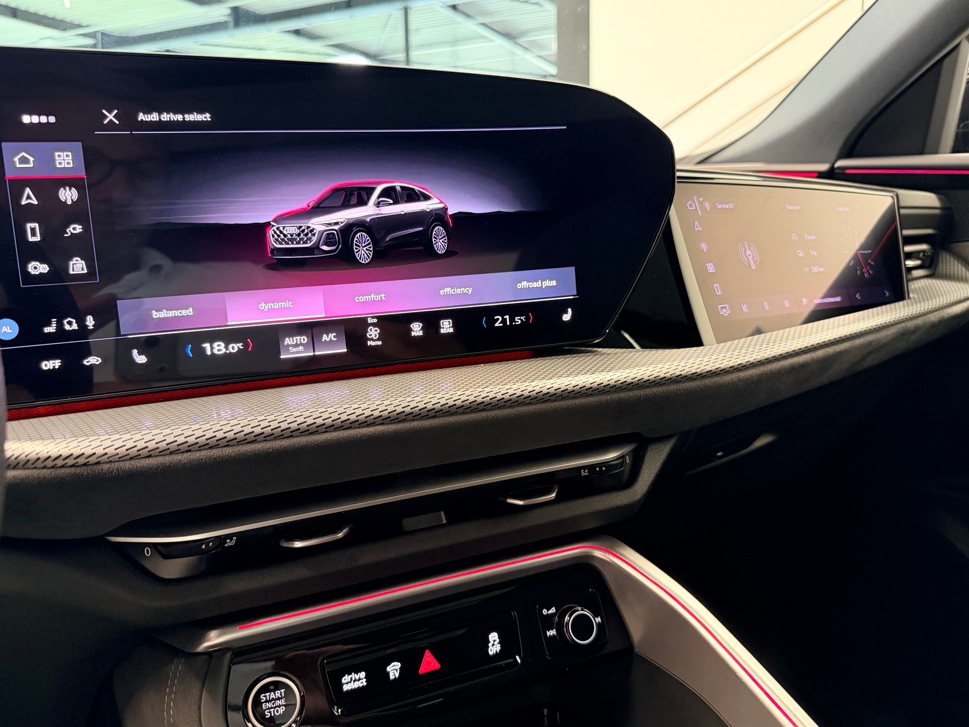 AUDI AUDI Q5 Sportback S Line e-hybrid quattro 220 kW S-tronic-image-21