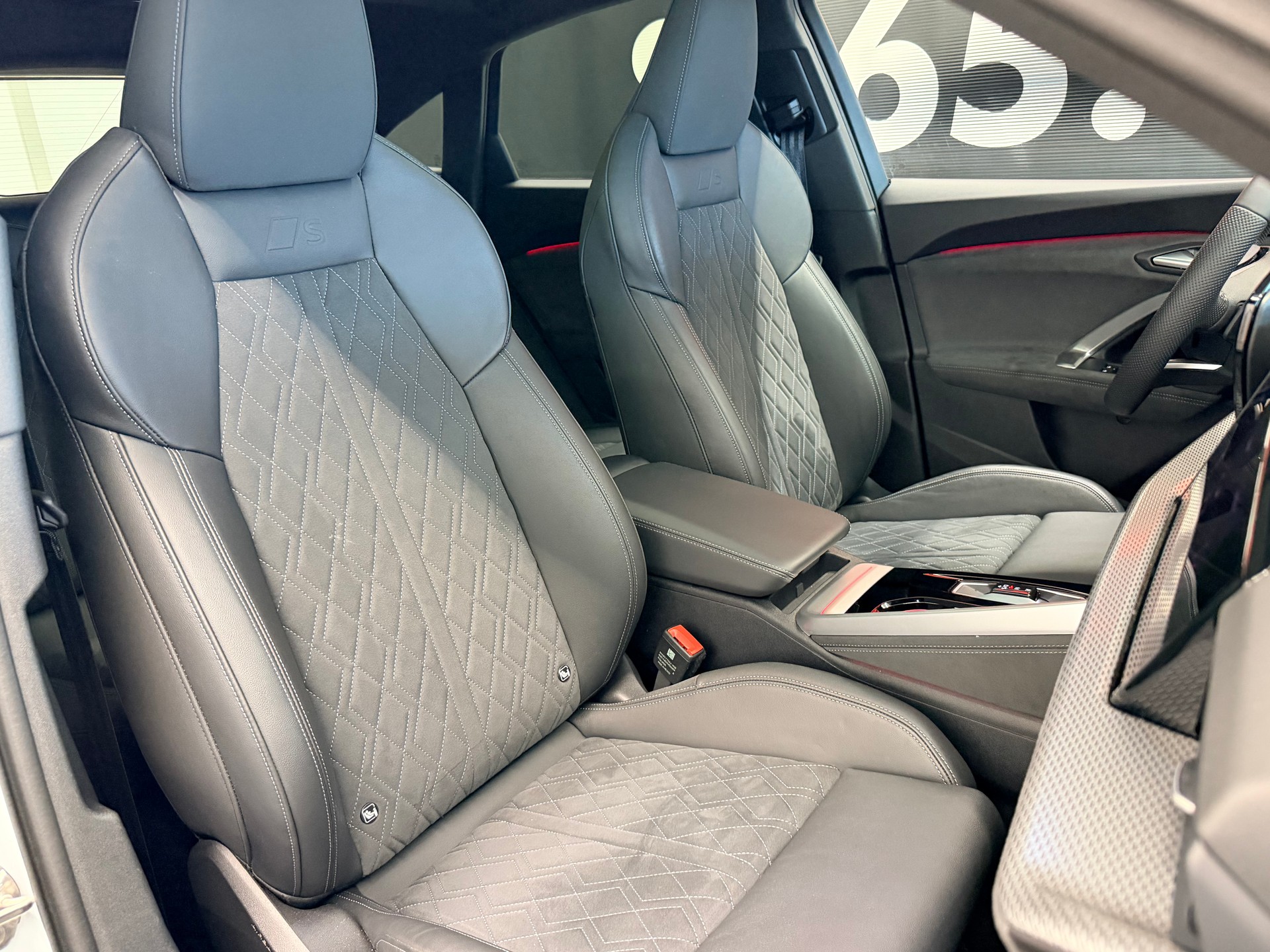 AUDI AUDI Q5 Sportback S Line e-hybrid quattro 220 kW S-tronic-image-20